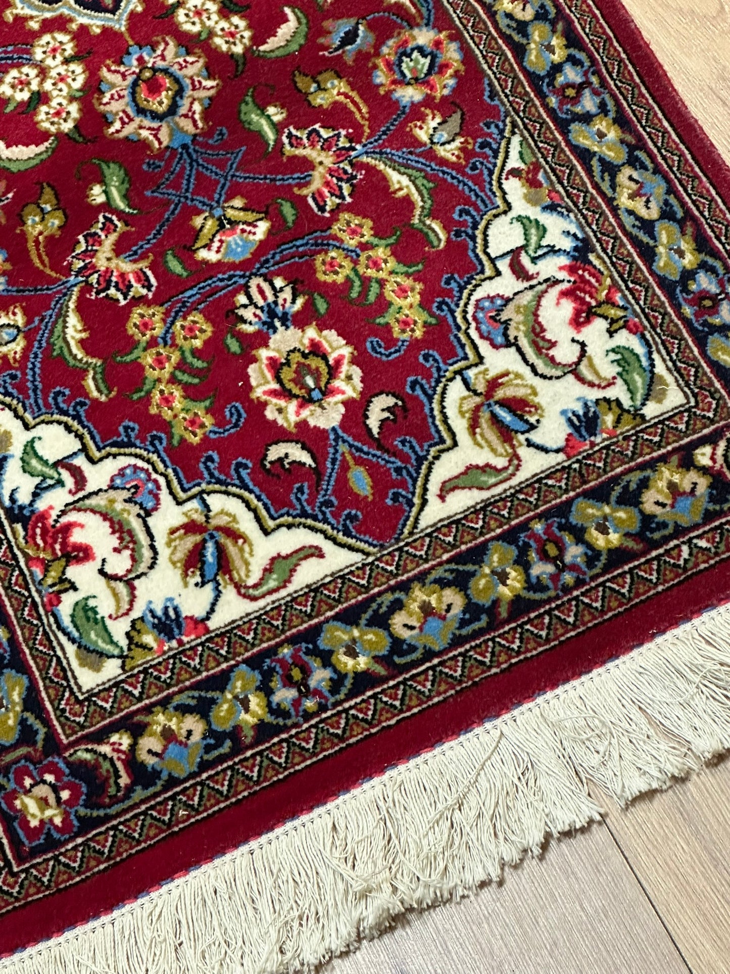 Orientteppich handgeknüpft 165x55 cm Ghom Korkwolle