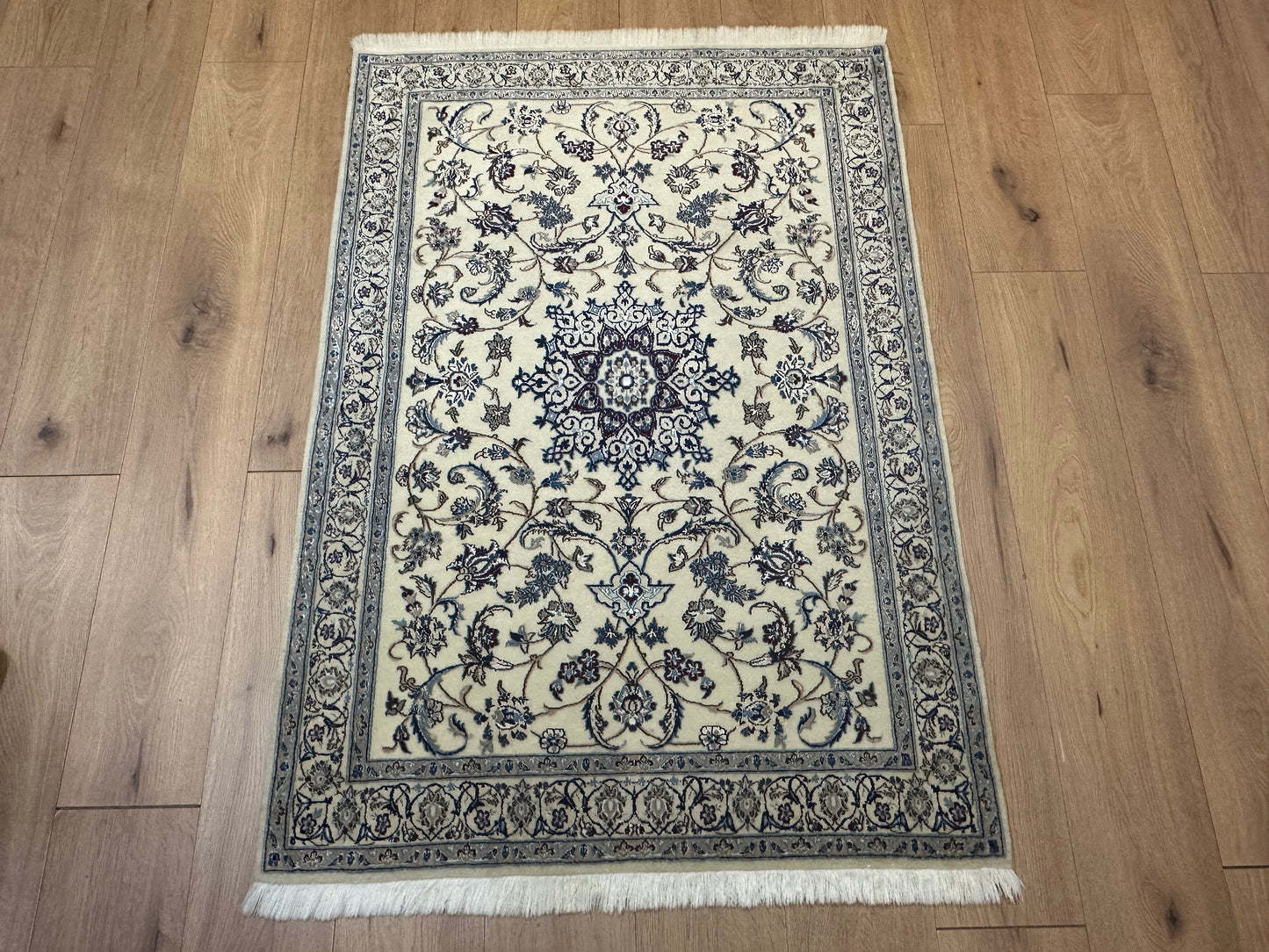 Orientteppich Nain – Handgeknüpft aus Korkwolle &amp; Seide (6La) – 140 x 100 cm