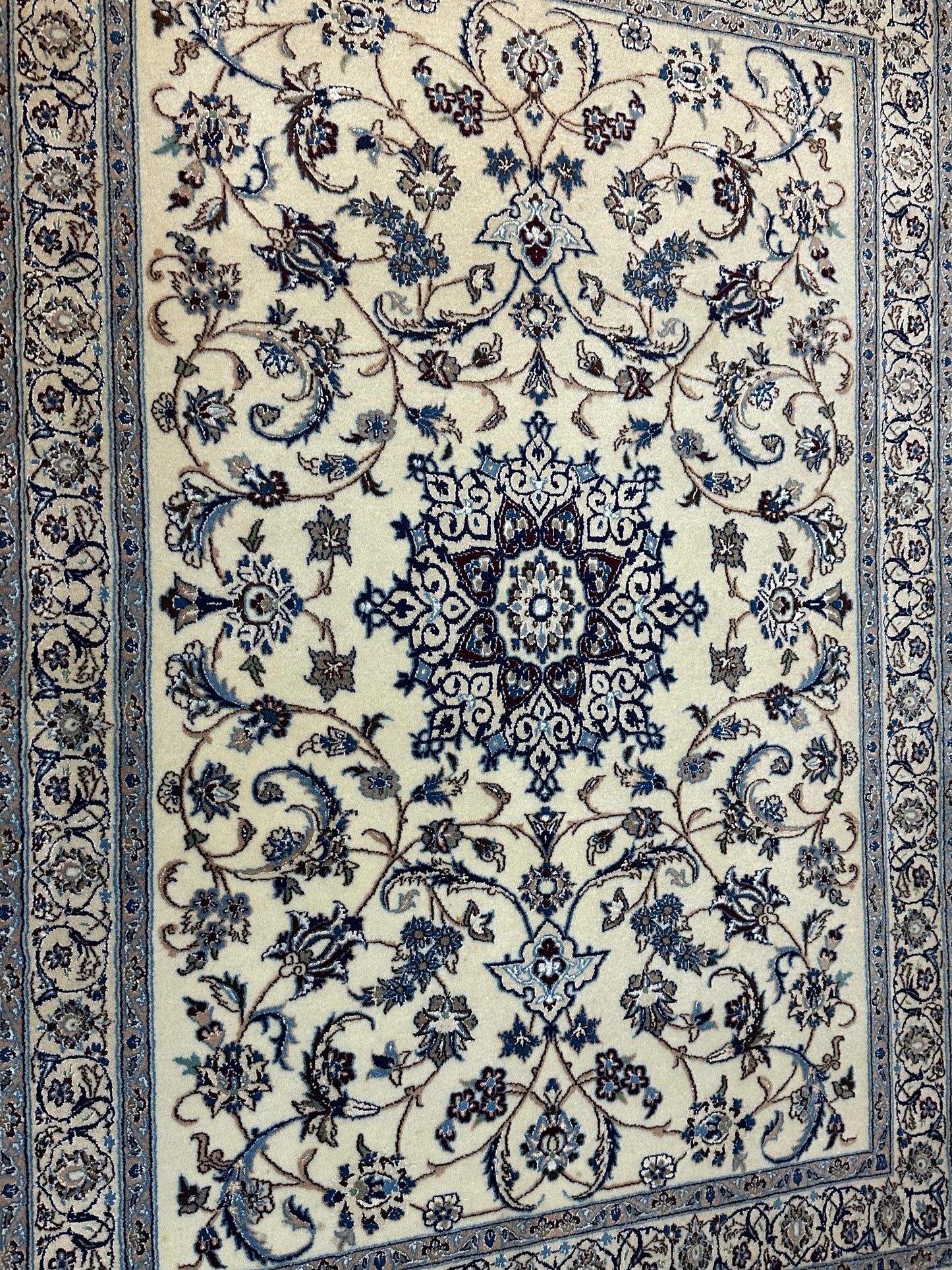 Orientteppich Nain – Handgeknüpft aus Korkwolle &amp; Seide (6La) – 140 x 100 cm