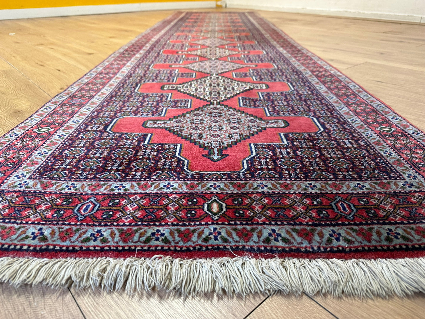 Orientteppich handgeknüpft 263x93 cm Senneh Bidjar Läufer