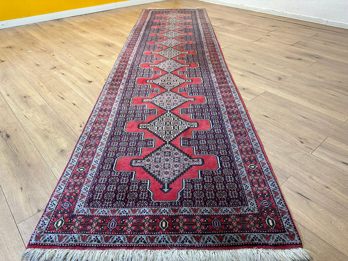 Orientteppich handgeknüpft 263x93 cm Senneh Bidjar Läufer