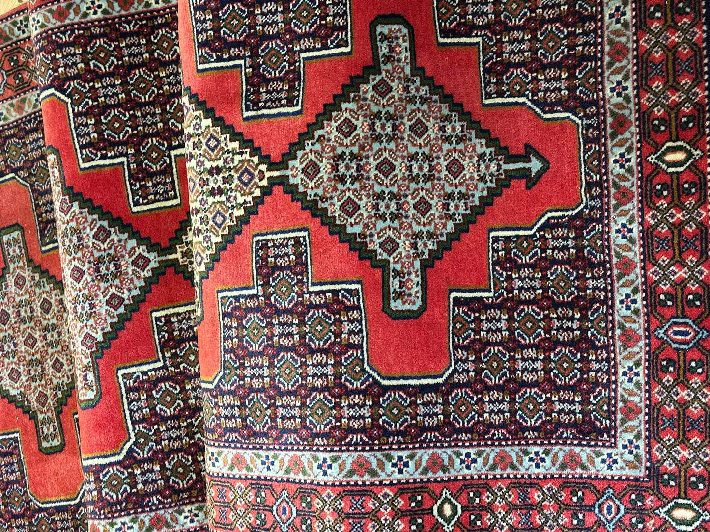 Orientteppich handgeknüpft 263x93 cm Senneh Bidjar Läufer