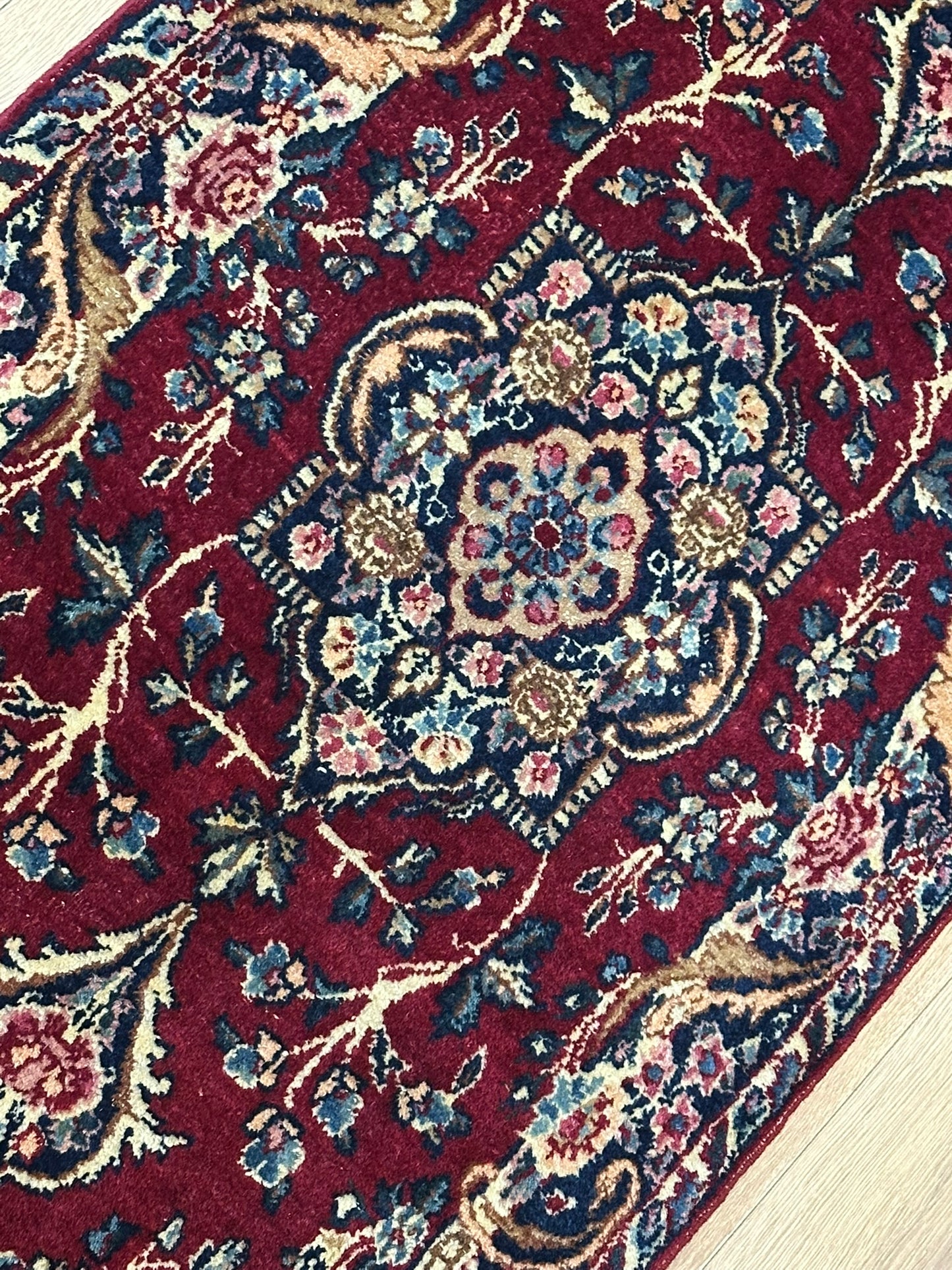 Orientteppich handgeknüpft 121x53 cm Kirman Louvre