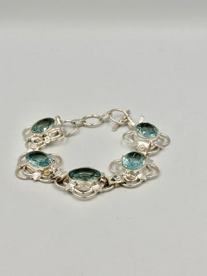 Vintage Silberfarbenes Armband mit Hellblauen Steinen