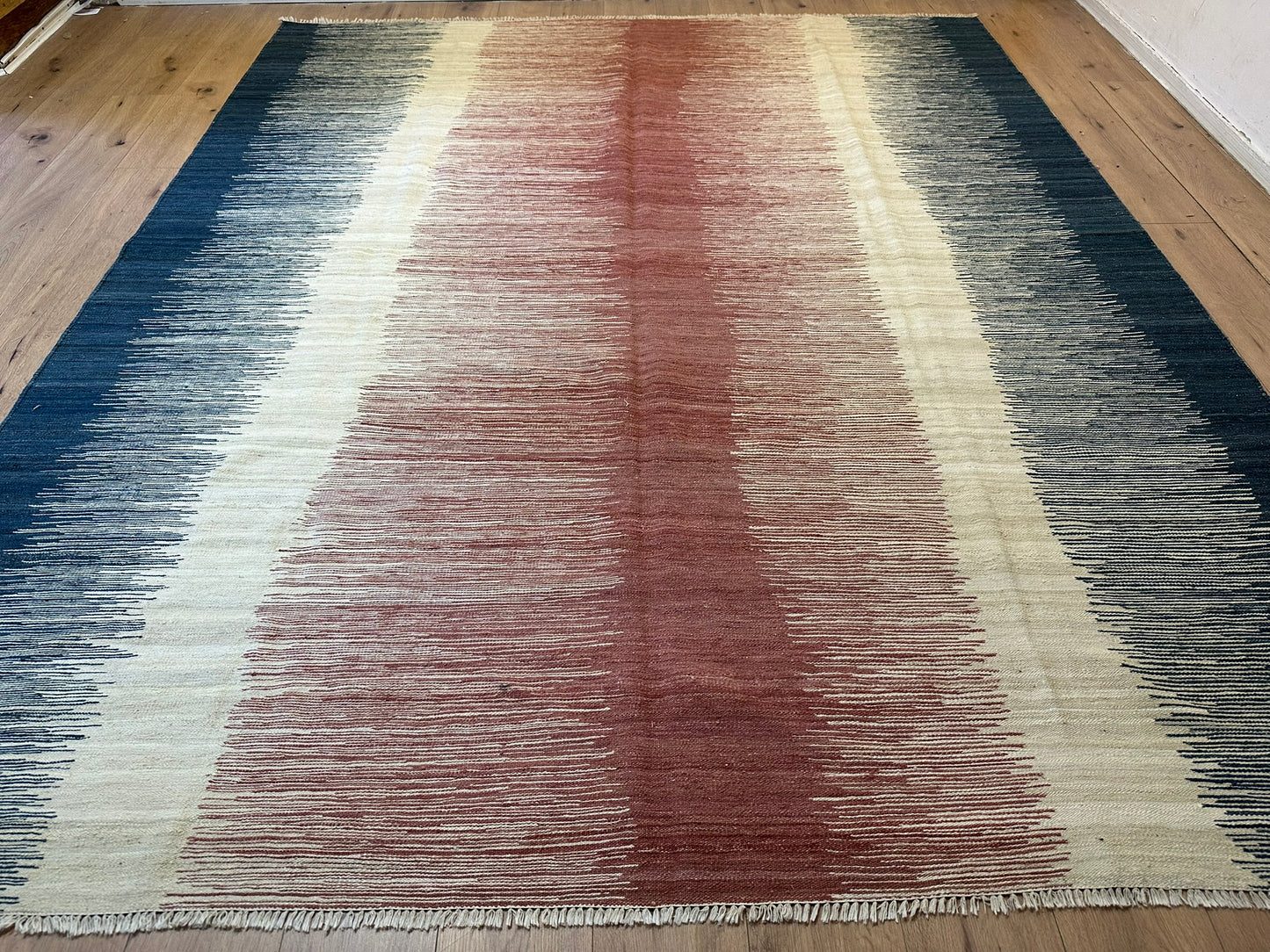 Orientteppich handgeknüpft Kelim Designer 305x255 cm