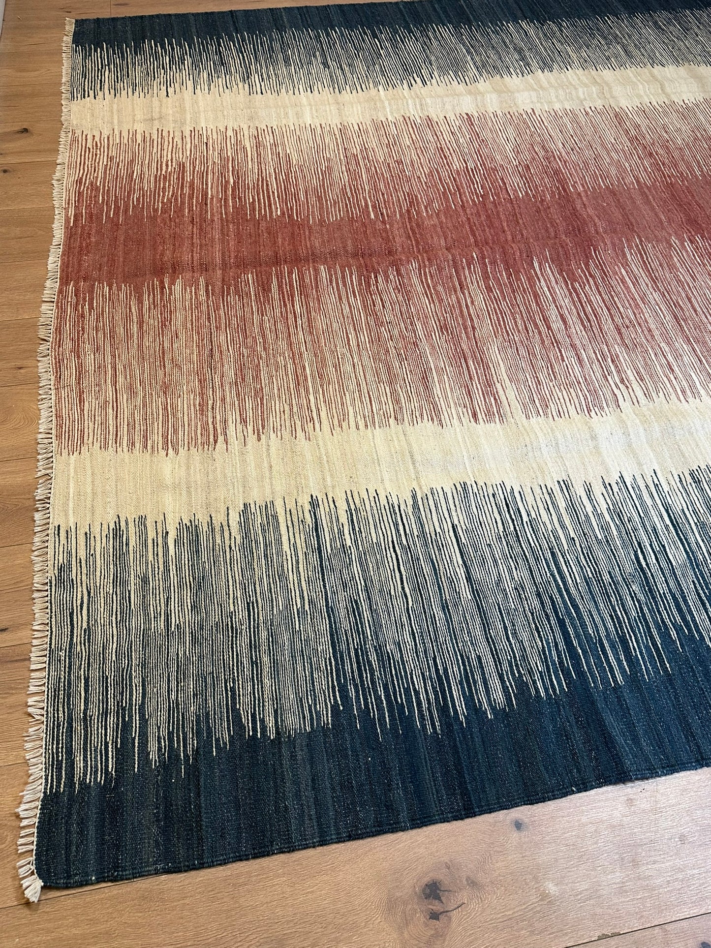 Orientteppich handgeknüpft Kelim Designer 305x255 cm