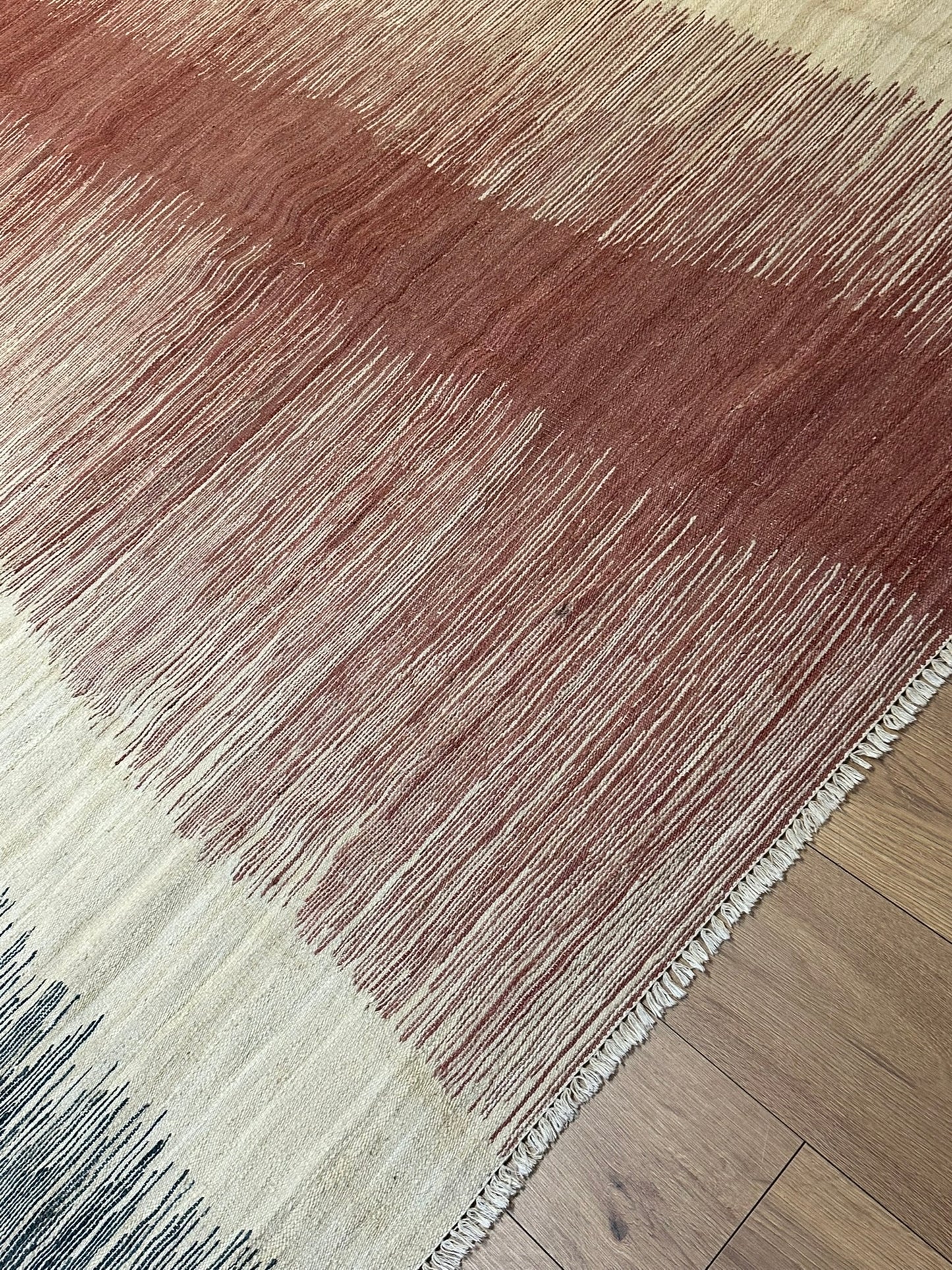 Orientteppich handgeknüpft Kelim Designer 305x255 cm