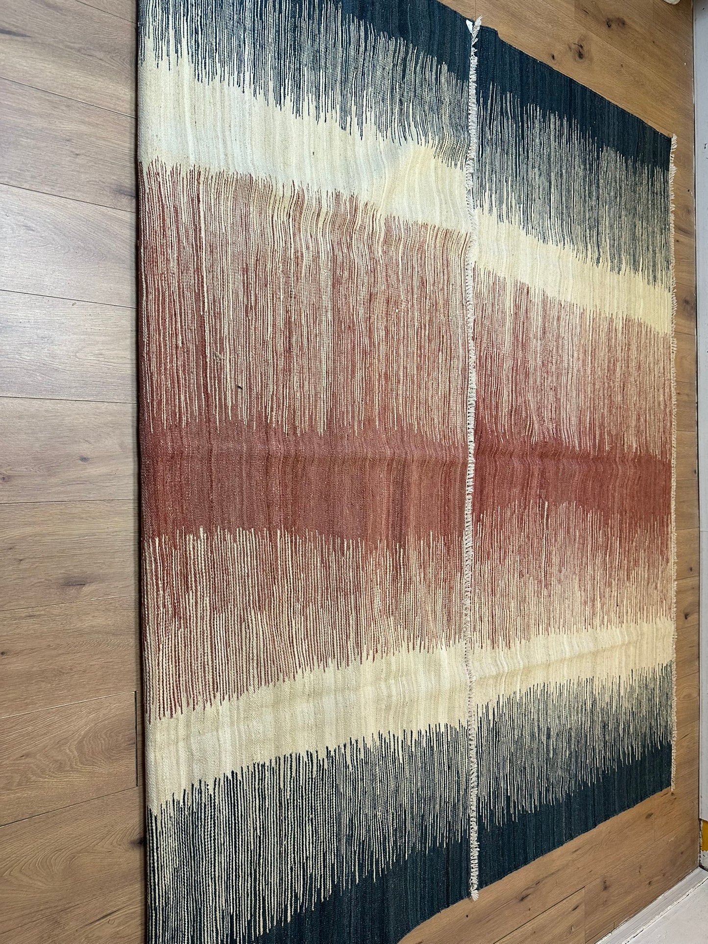 Orientteppich handgeknüpft Kelim Designer 305x255 cm