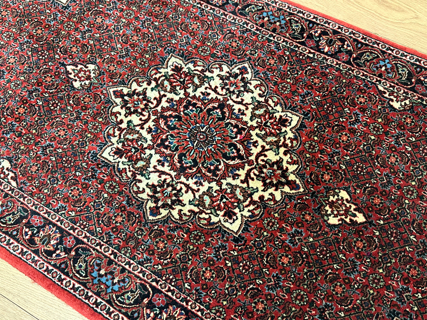 Perser Teppich Bidjar – Handgeknüpft aus Korkwolle &amp; Seide – 140 x 72 cm