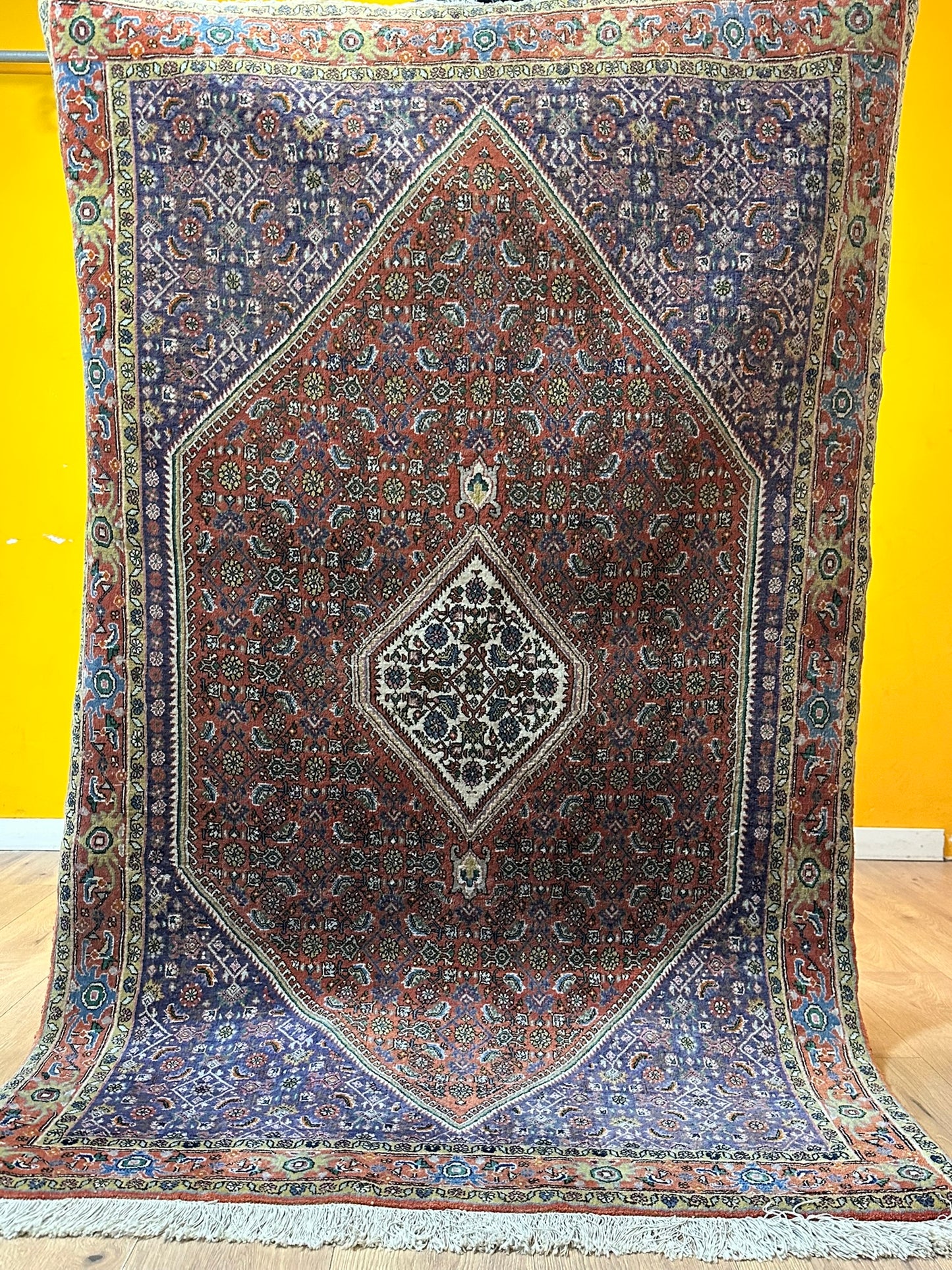 Orientteppich handgeknüpft Bidjar Korkwolle 187x115 cm