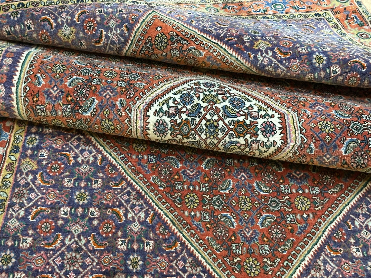 Orientteppich handgeknüpft Bidjar Korkwolle 187x115 cm