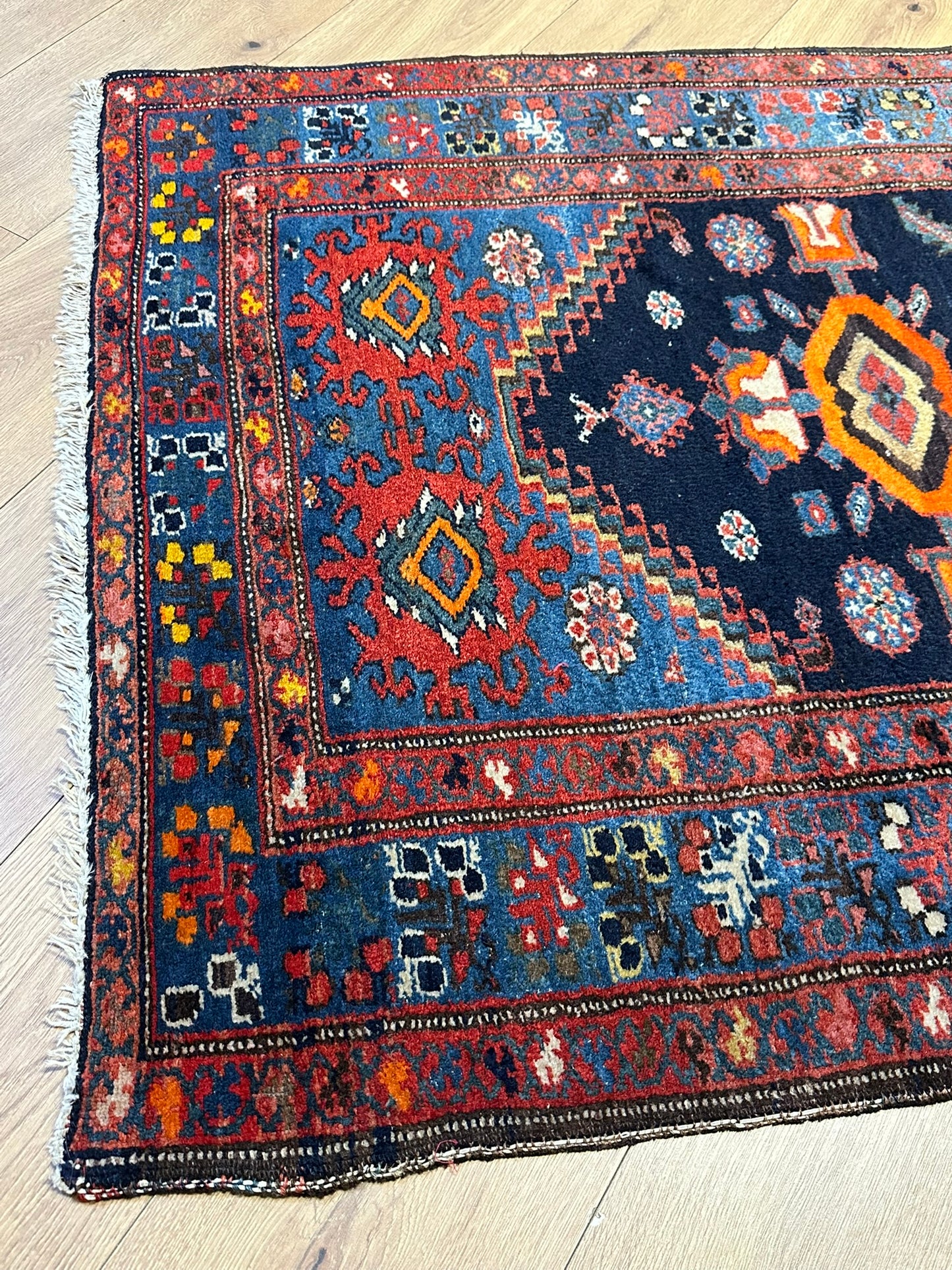 Orientteppich handgeknüpft 515x98 cm antiker Malayer Läufer