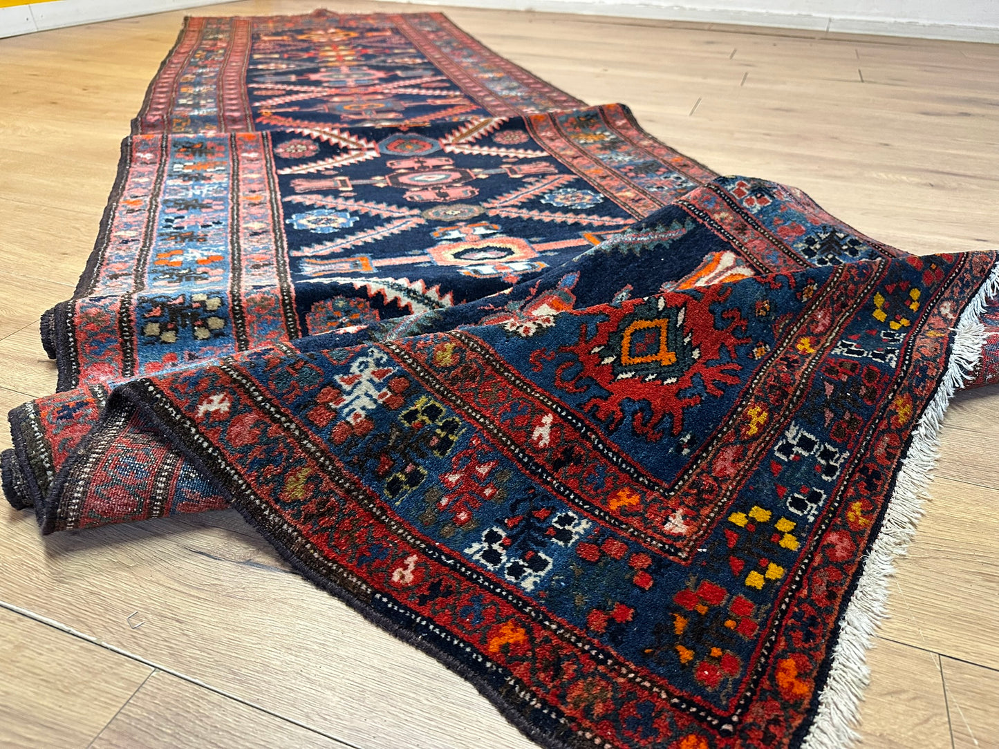 Orientteppich handgeknüpft 515x98 cm antiker Malayer Läufer