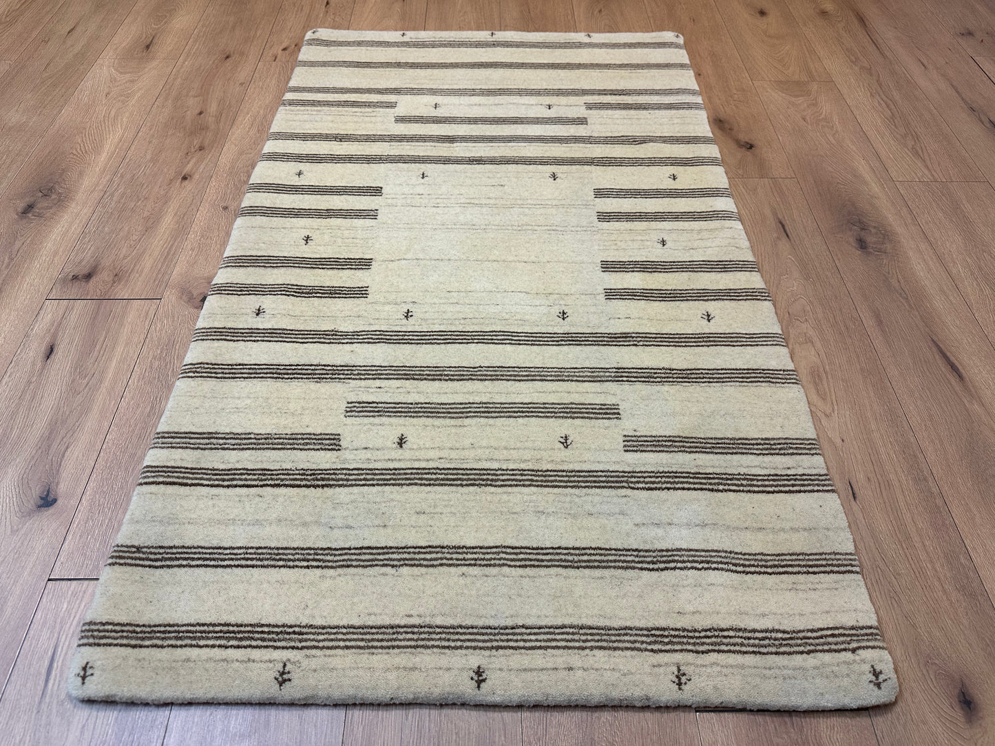 Perser Teppich Gabbeh – Handgeknüpft aus Schurwolle – 156 x 93 cm