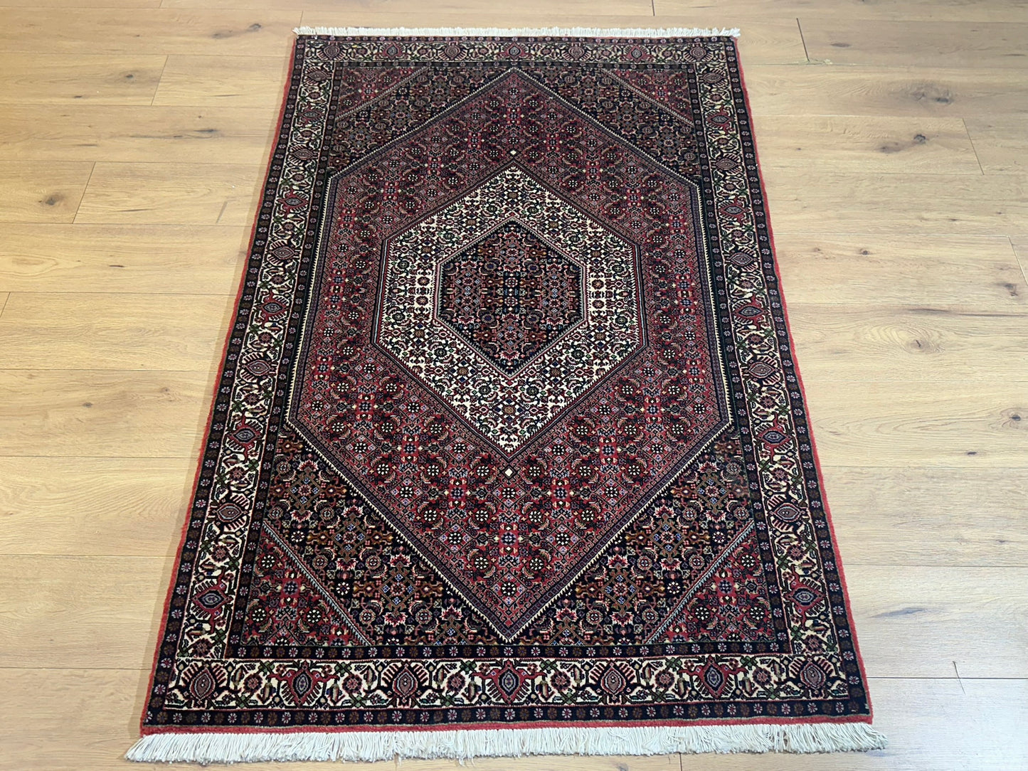 Orientteppich handgeknüpft Bidjar 178x111 cm