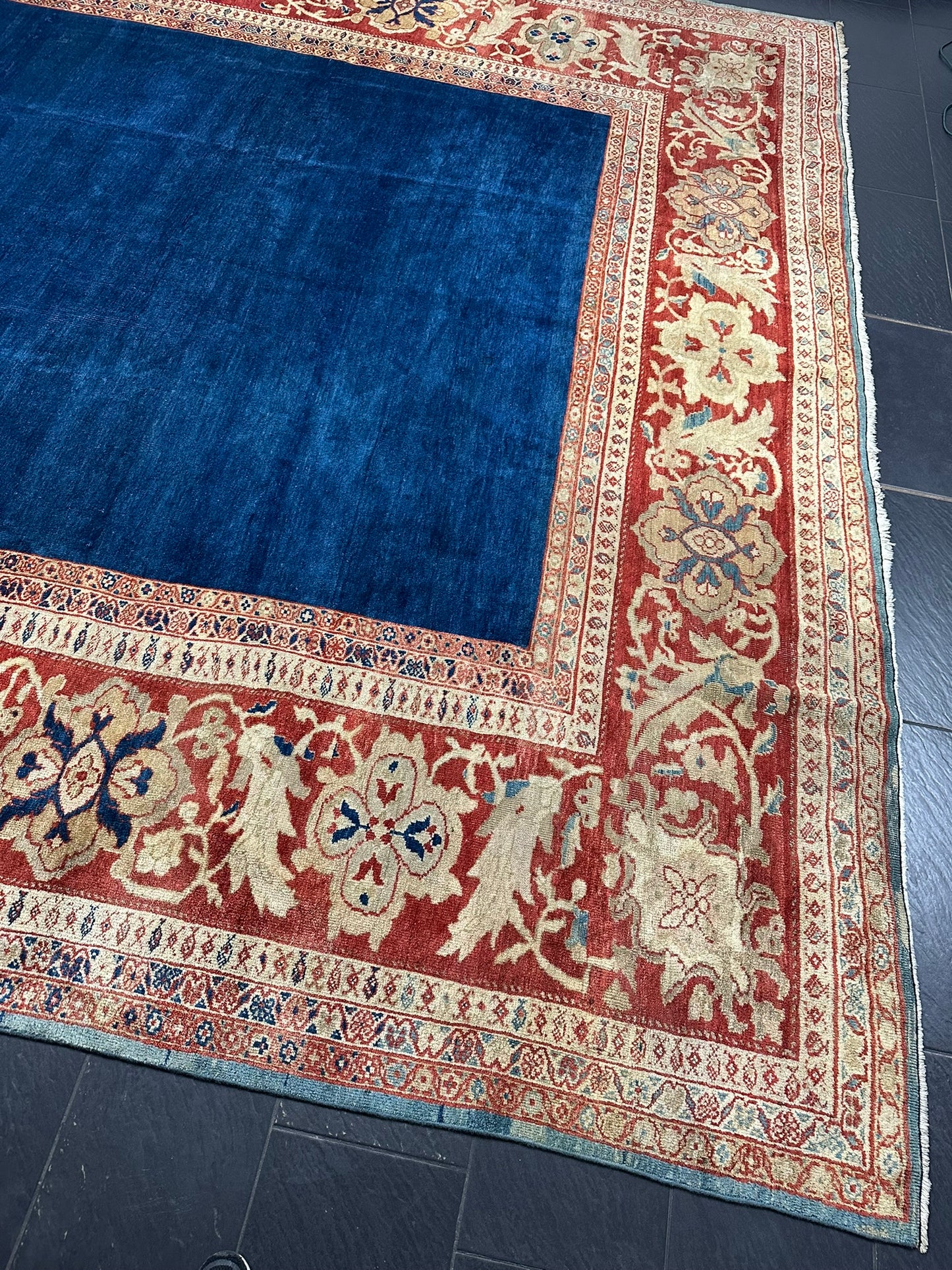 Orientteppich handgeknüpft 460x375 cm antik naturfarben Mahal Ziegler