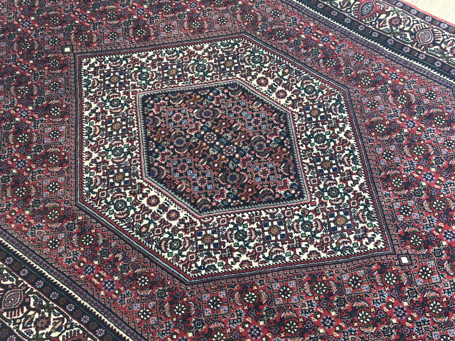 Orientteppich handgeknüpft Bidjar 178x111 cm