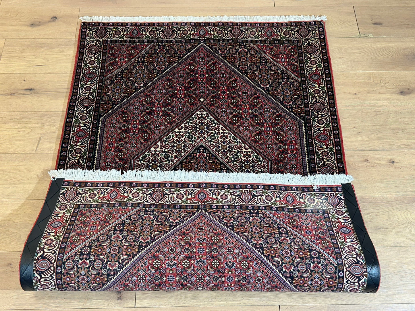 Orientteppich handgeknüpft Bidjar 178x111 cm