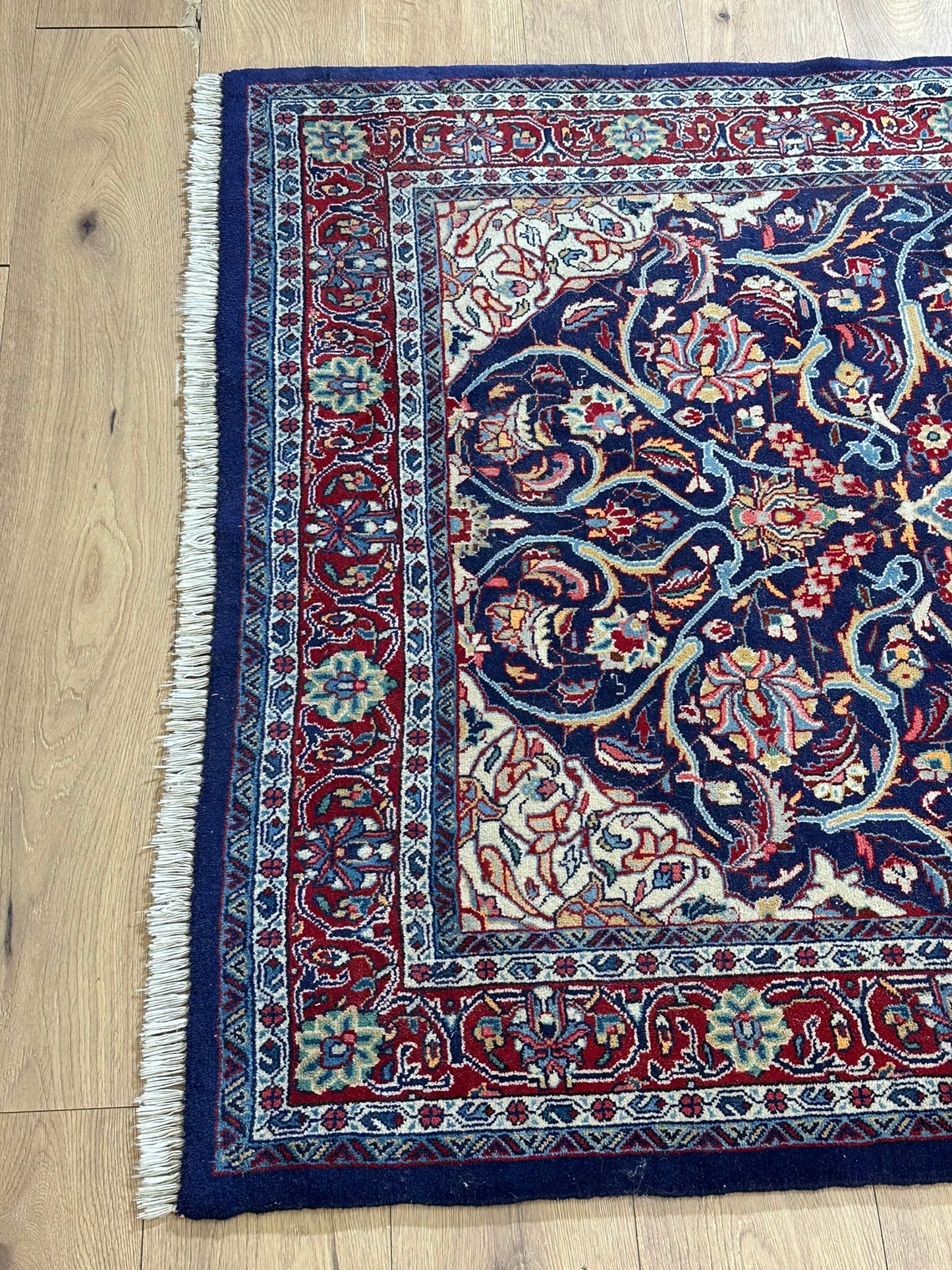 Orientteppich handgeknüpft Sarough Medaillon 200x135 cm