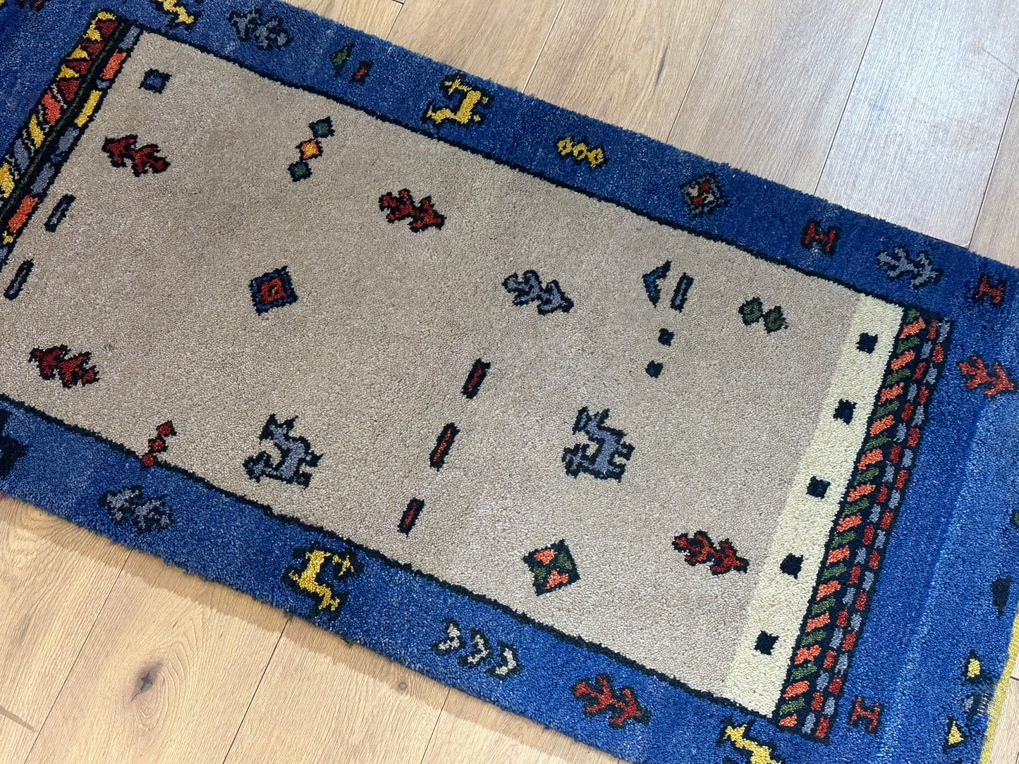 Orientteppich handgeknüpft Gabbeh Indian 140x70 cm