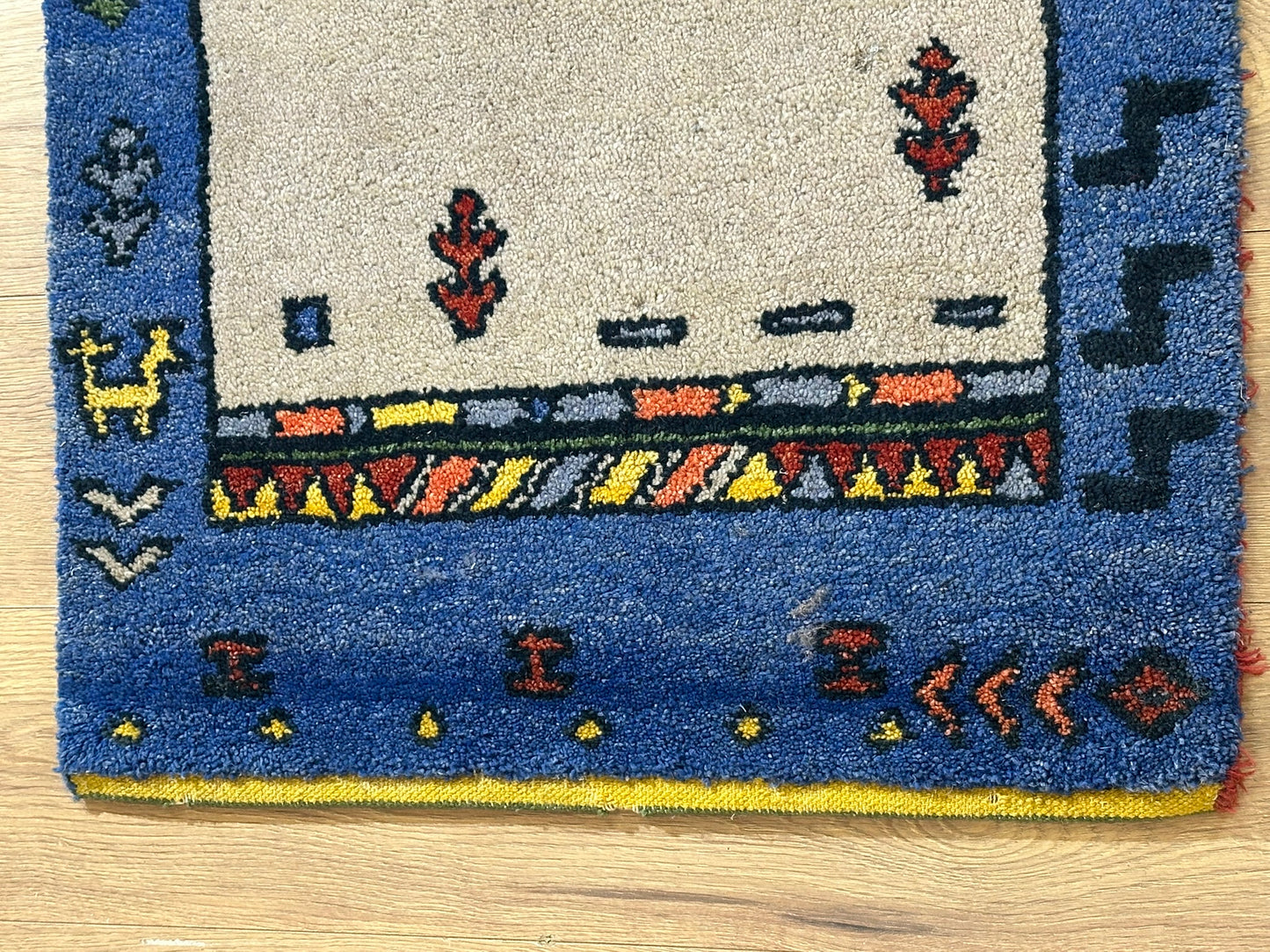Orientteppich handgeknüpft Gabbeh Indian 140x70 cm