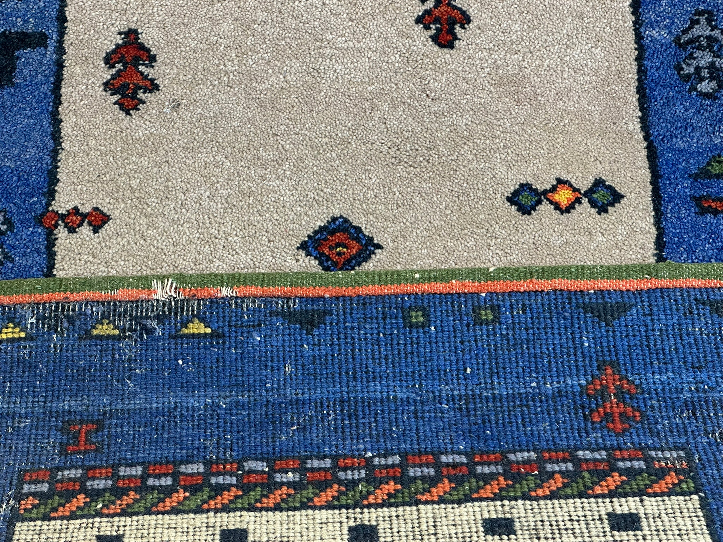 Orientteppich handgeknüpft Gabbeh Indian 140x70 cm