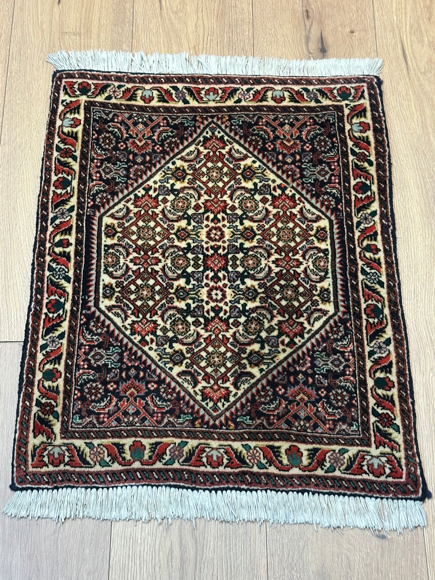 Perser Teppich Bidjar – Handgeknüpft – 65 x 52 cm