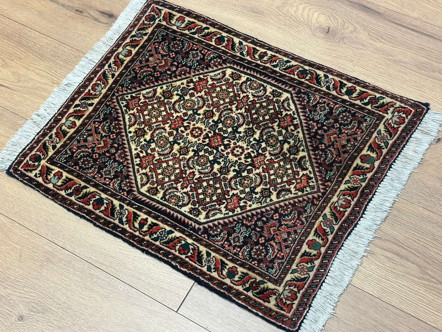 Perser Teppich Bidjar – Handgeknüpft – 65 x 52 cm
