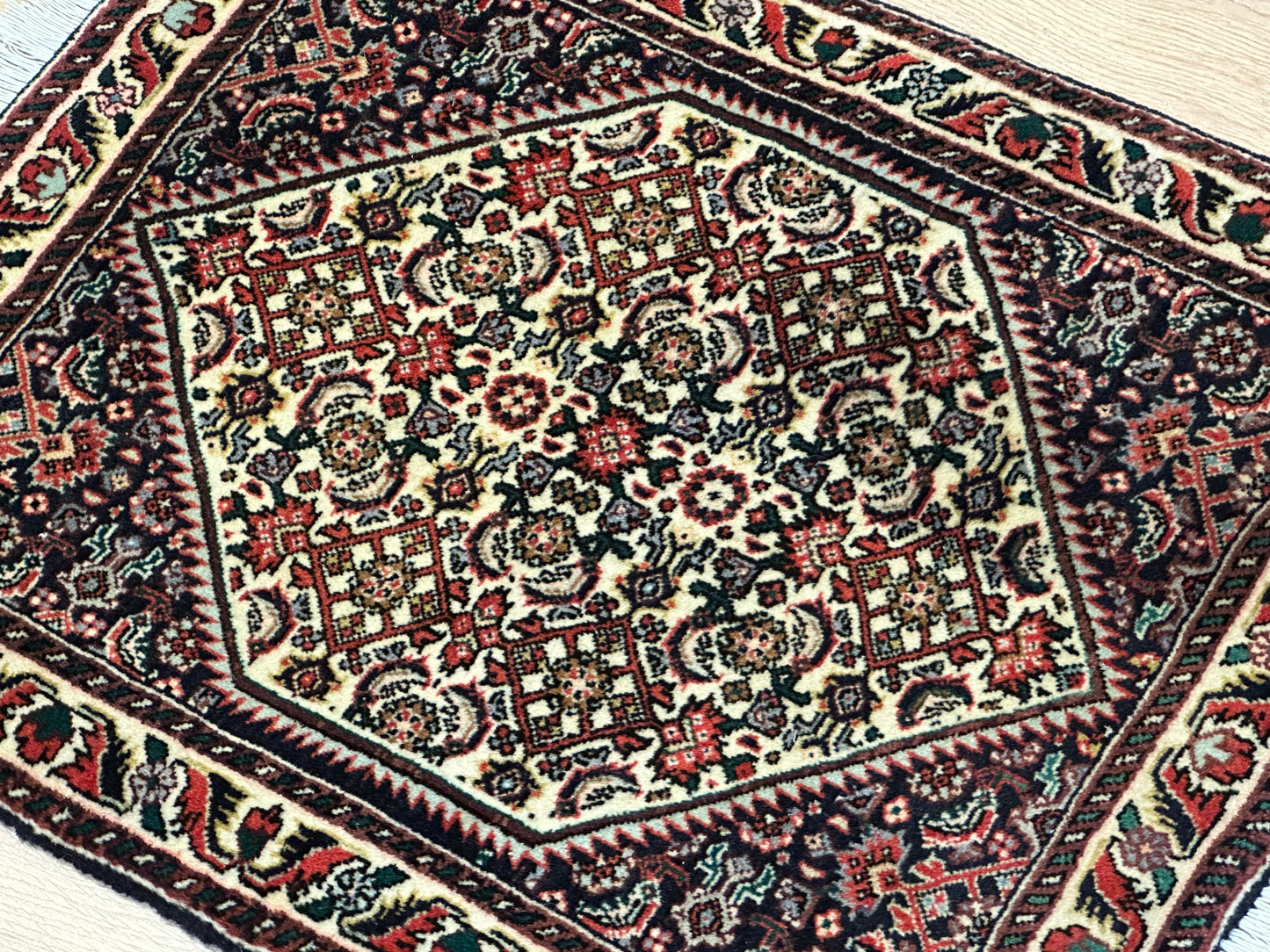 Perser Teppich Bidjar – Handgeknüpft – 65 x 52 cm