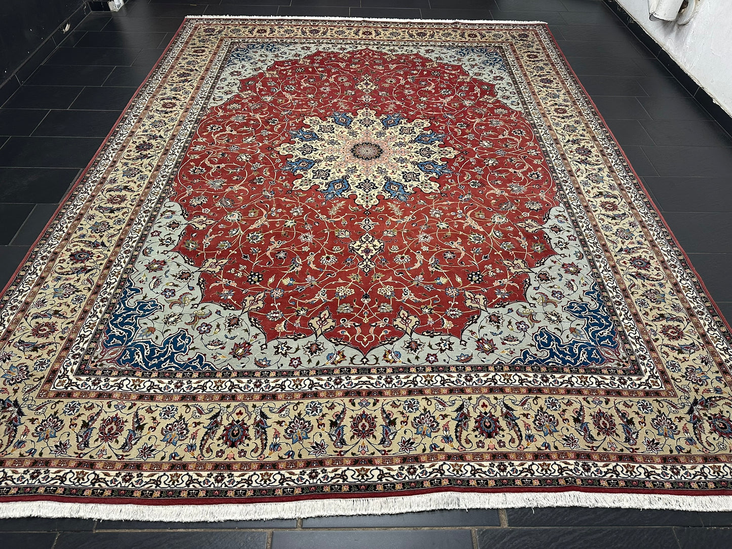 Orientteppich handgeknüpft 393x302 Täbriz Muster 50er