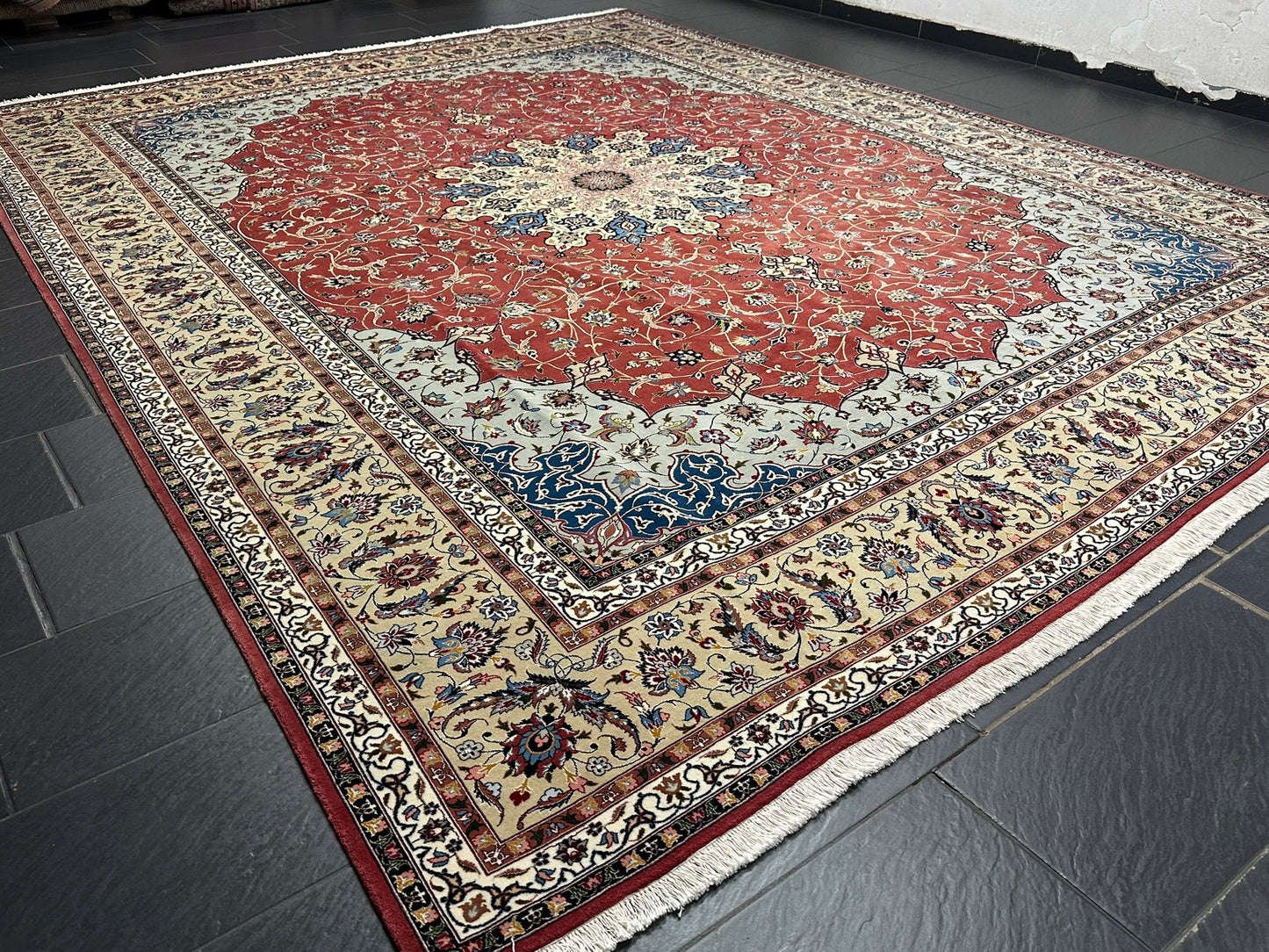 Orientteppich handgeknüpft 393x302 Täbriz Muster 50er