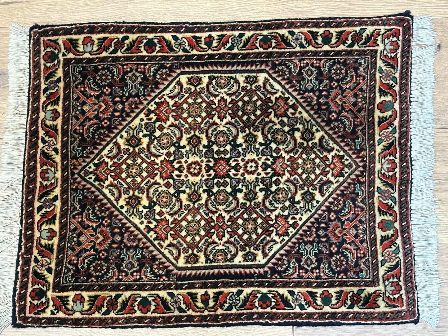 Perser Teppich Bidjar – Handgeknüpft – 65 x 52 cm