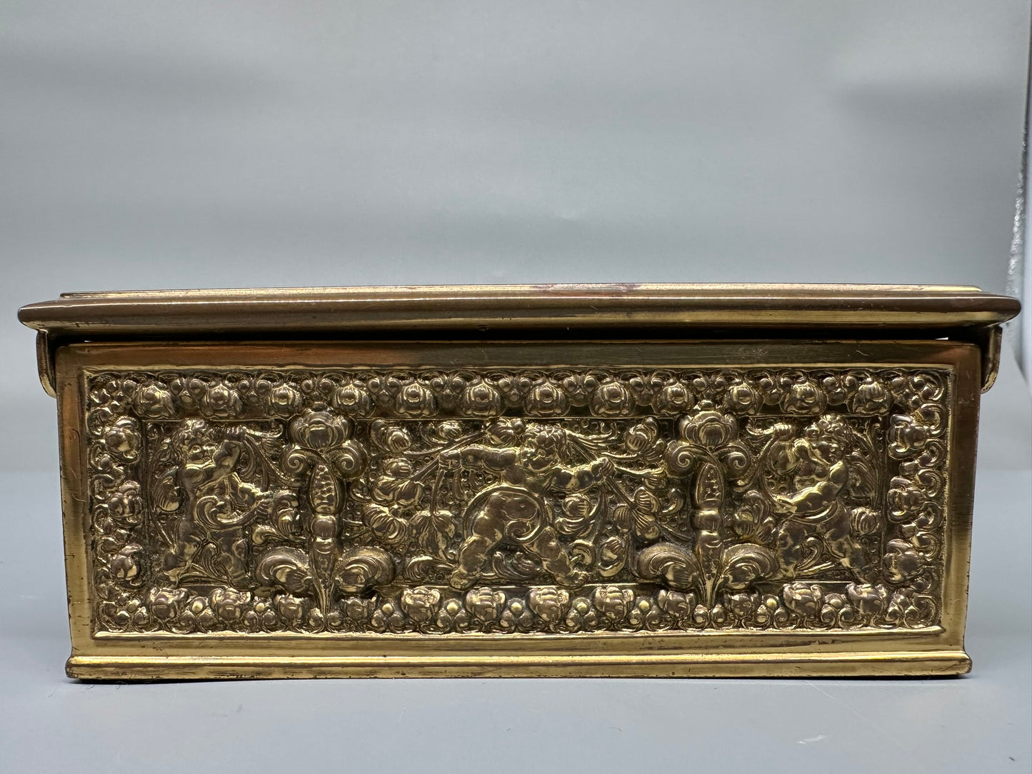 Erhard und Söhne Schmuckkiste im Antik Jugendstil aus Bronze