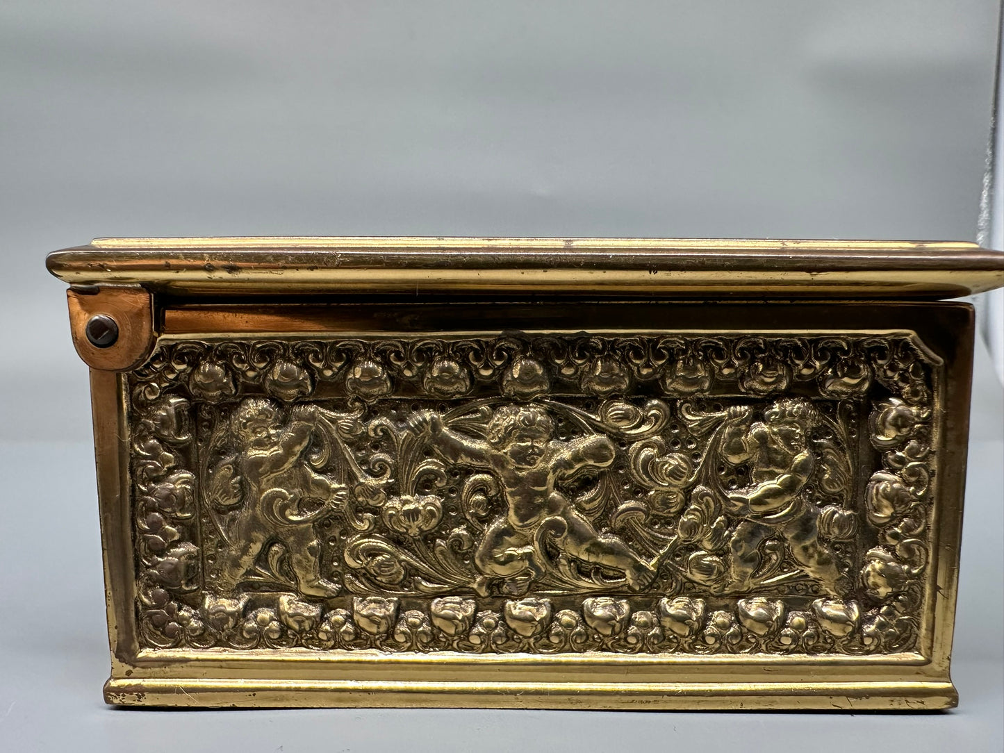 Erhard und Söhne Schmuckkiste im Antik Jugendstil aus Bronze