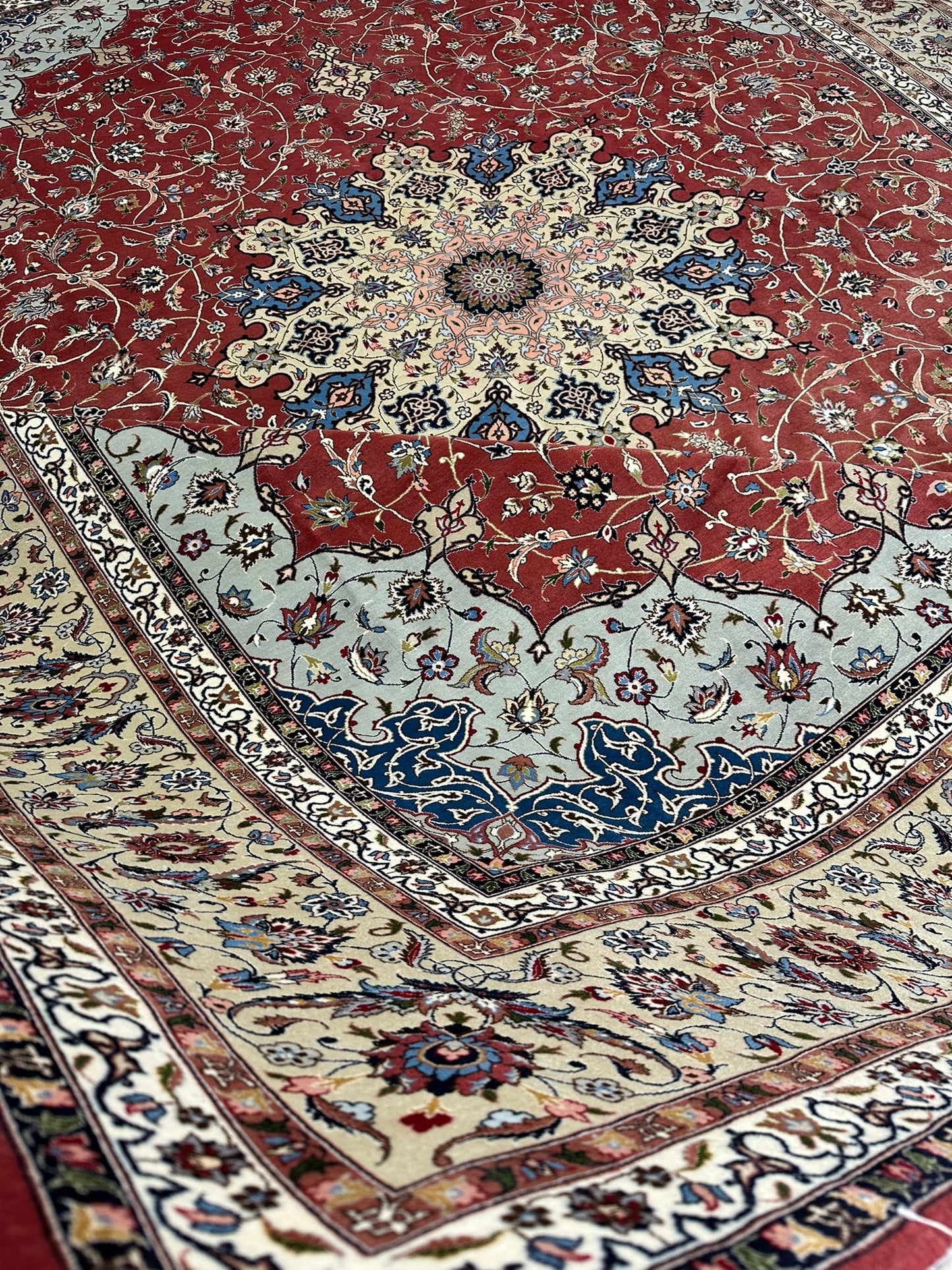Orientteppich handgeknüpft 393x302 Täbriz Muster 50er