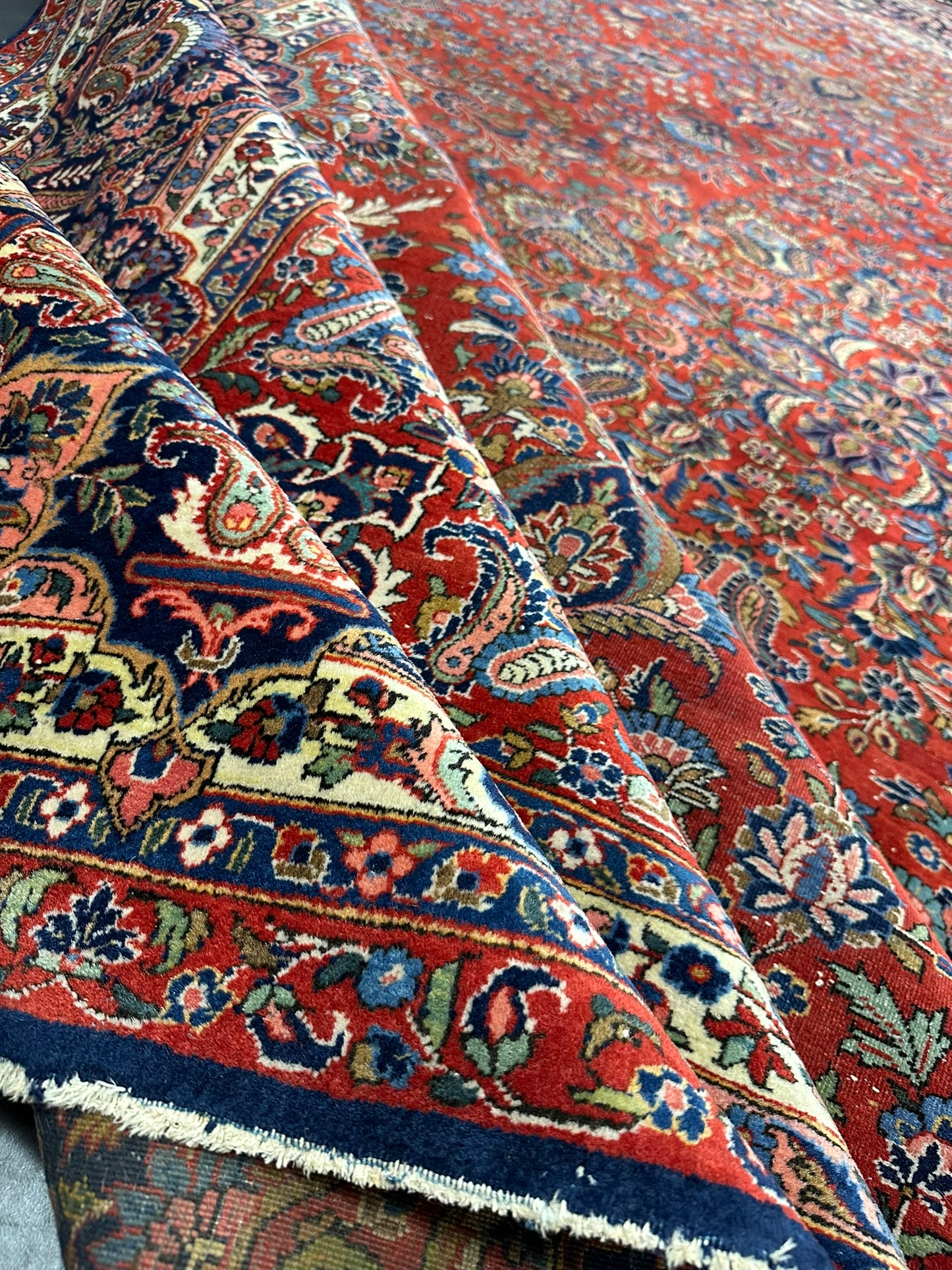 Orientteppich handgeknüpft antik naturfarben Keschan 426x320 cm