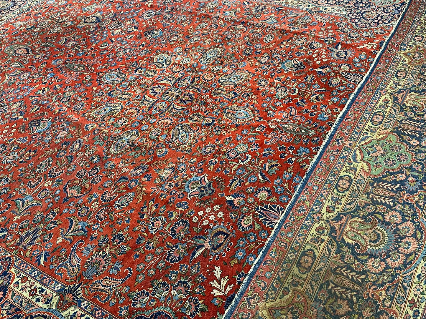 Orientteppich handgeknüpft antik naturfarben Keschan 426x320 cm