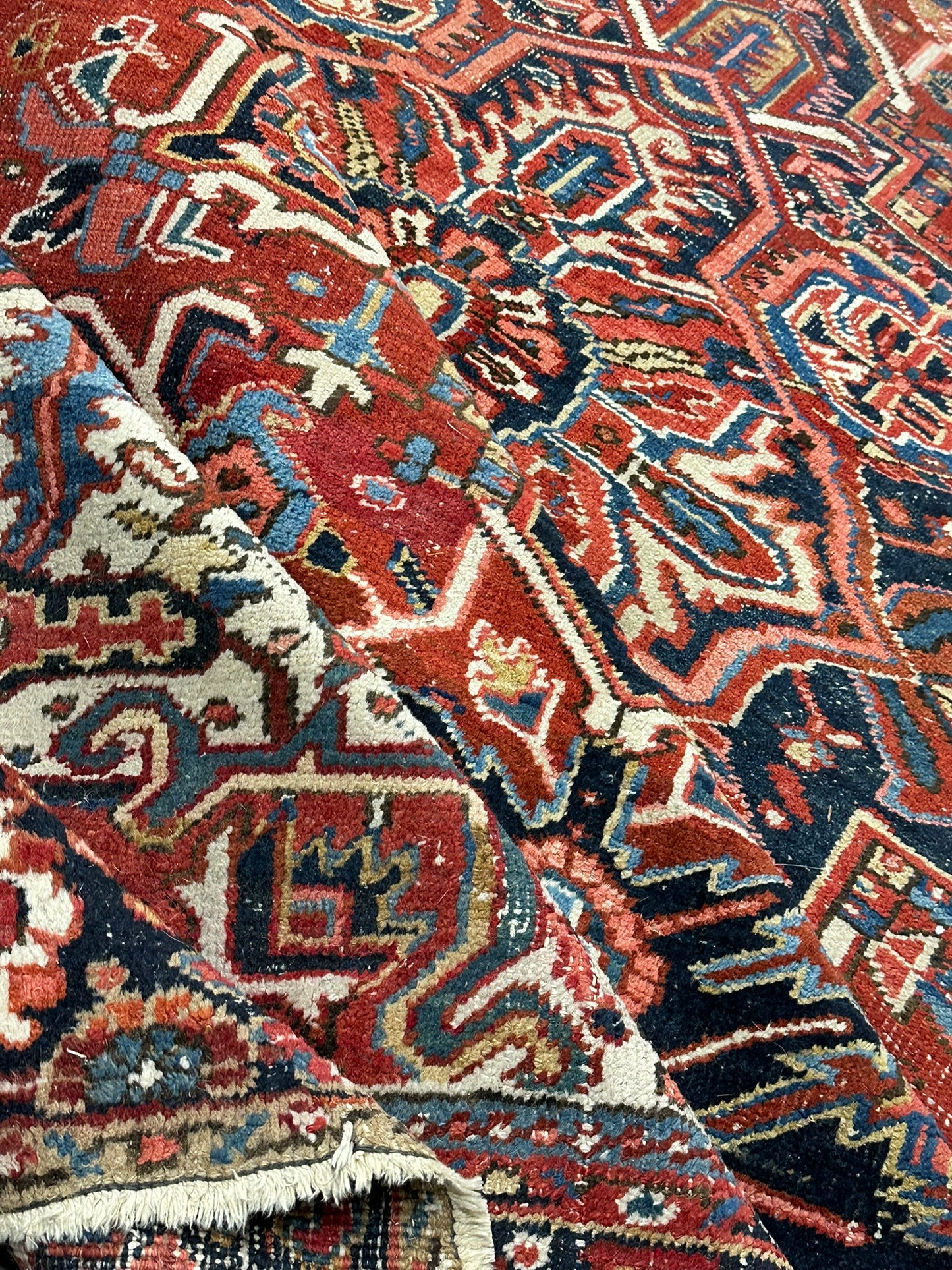 Orientteppich handgeknüpft 335x230cm antik naturfarben Heriz Artdeco