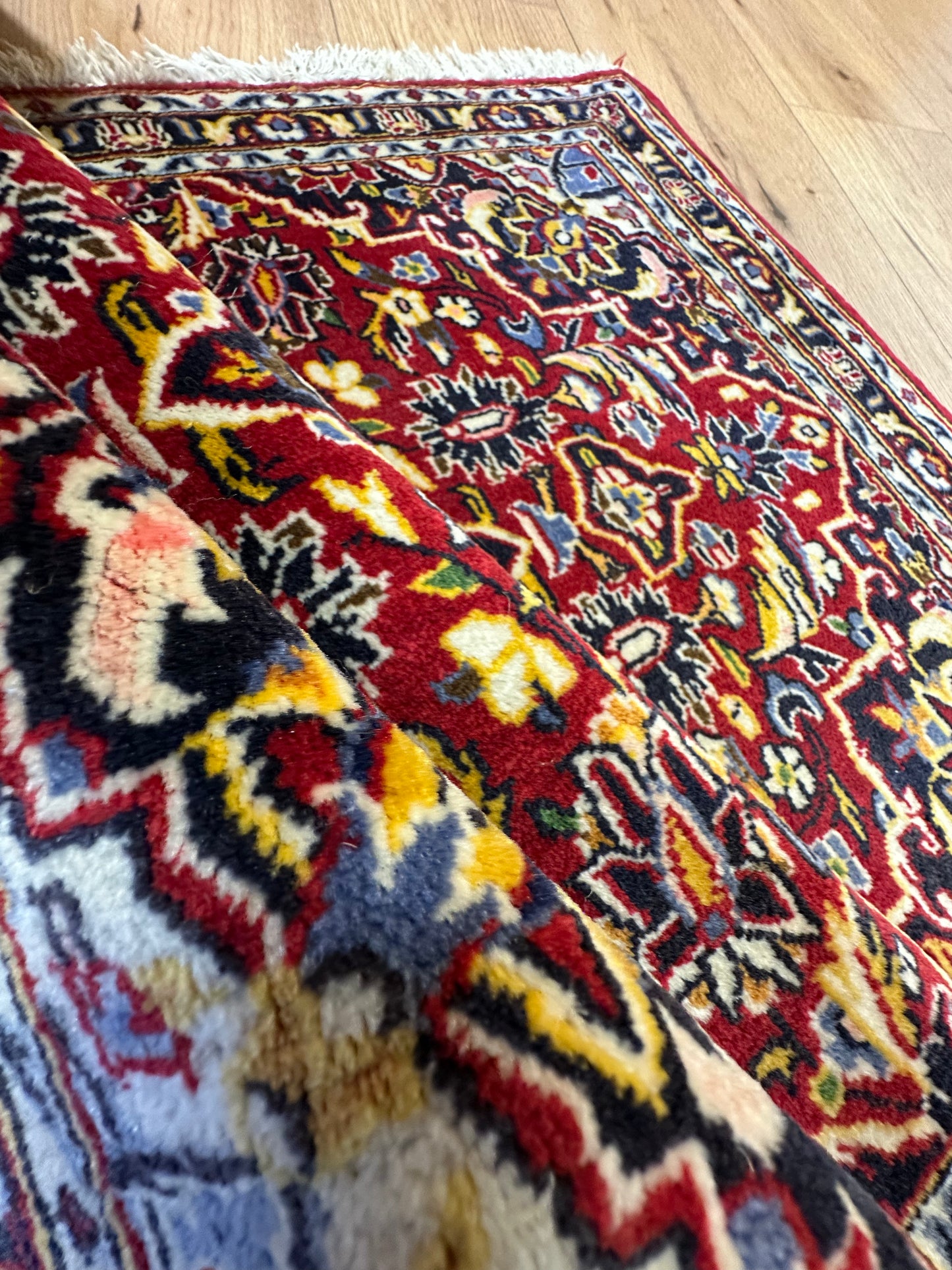 Perser Teppich Keshan Handgeknüpft aus hochwertiger Korkwolle 100x70cm