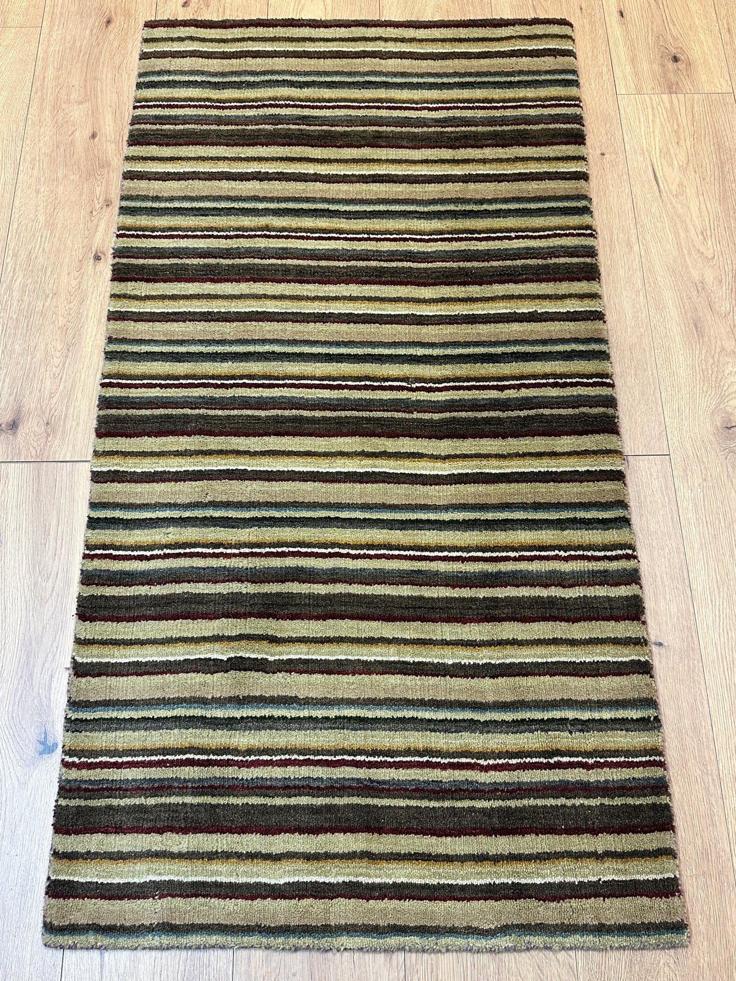 Perser Teppich Gabbeh – Handgeknüpft im modernen Nomadenstil – 142 x 72 cm