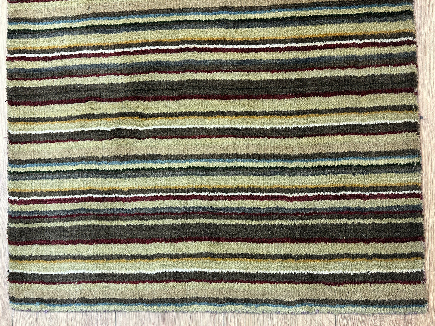 Perser Teppich Gabbeh – Handgeknüpft im modernen Nomadenstil – 142 x 72 cm