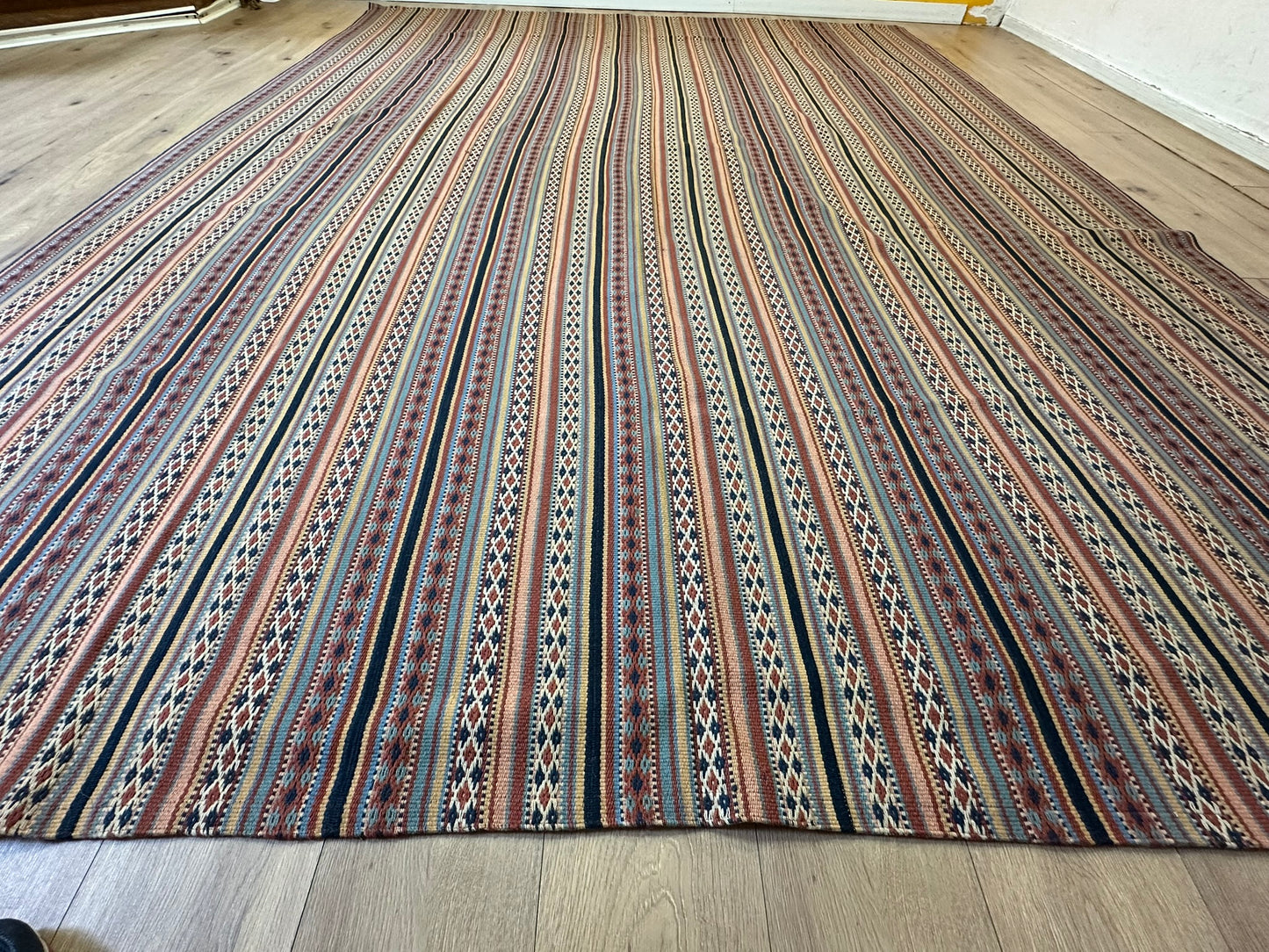 Orientteppich handgeknüpft 352x254 cm antik Naturfarben kelim