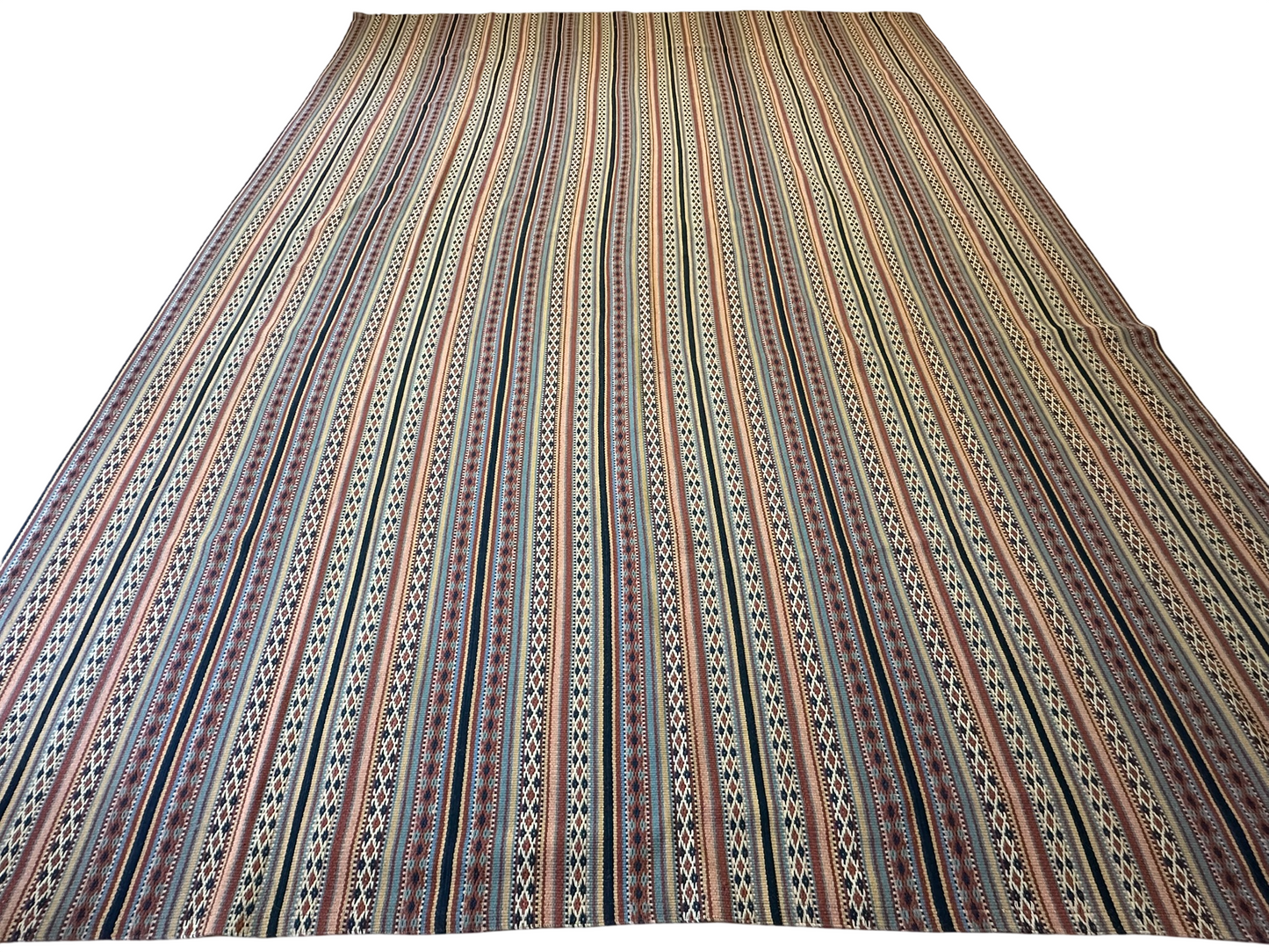 Orientteppich handgeknüpft 352x254 cm antik Naturfarben kelim
