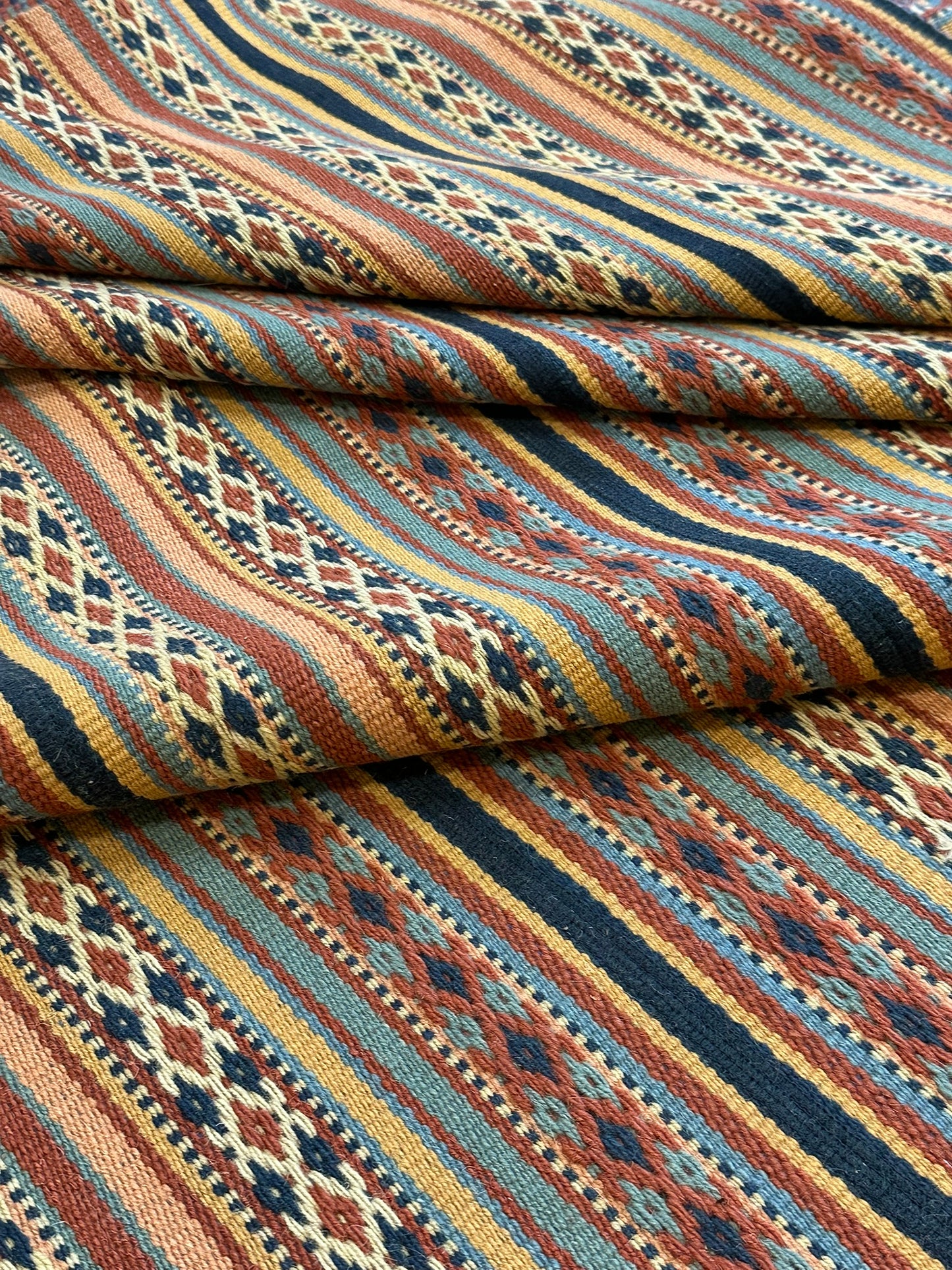 Orientteppich handgeknüpft 352x254 cm antik Naturfarben kelim