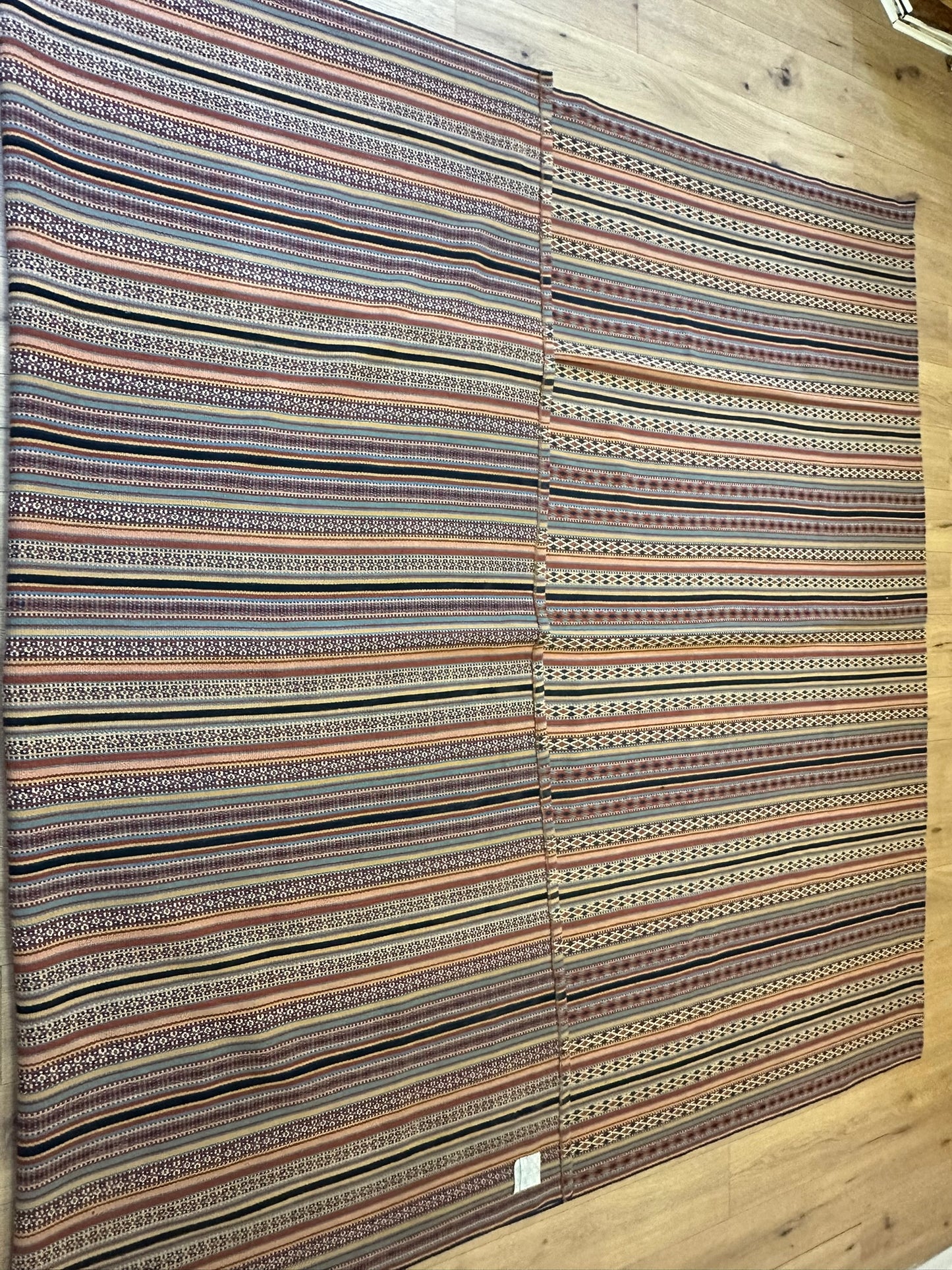 Orientteppich handgeknüpft 352x254 cm antik Naturfarben kelim