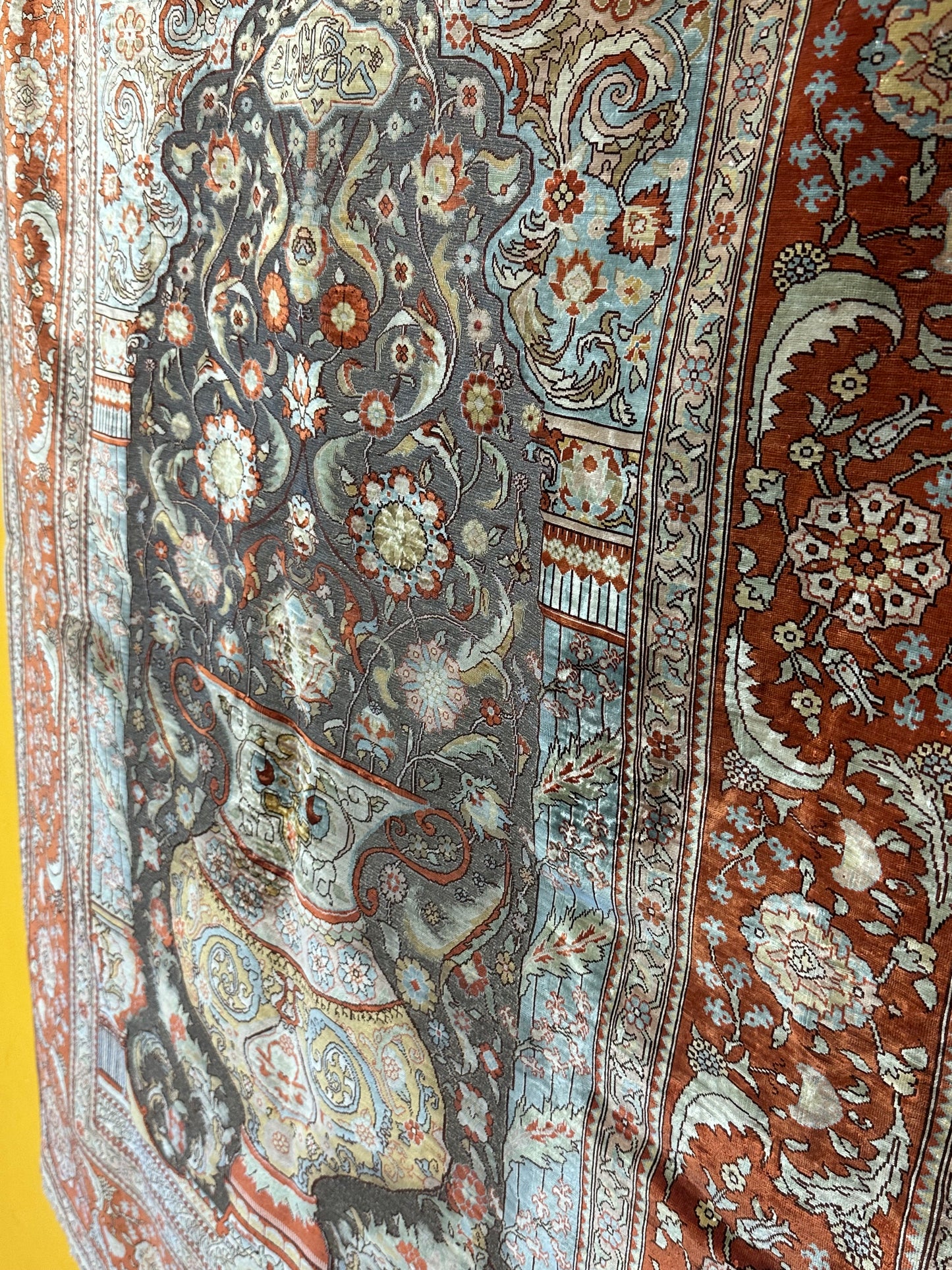 Antiker Sammler-Teppich - Handgeknüpfter Seidenteppich Hereke Signiert 105x140cm
