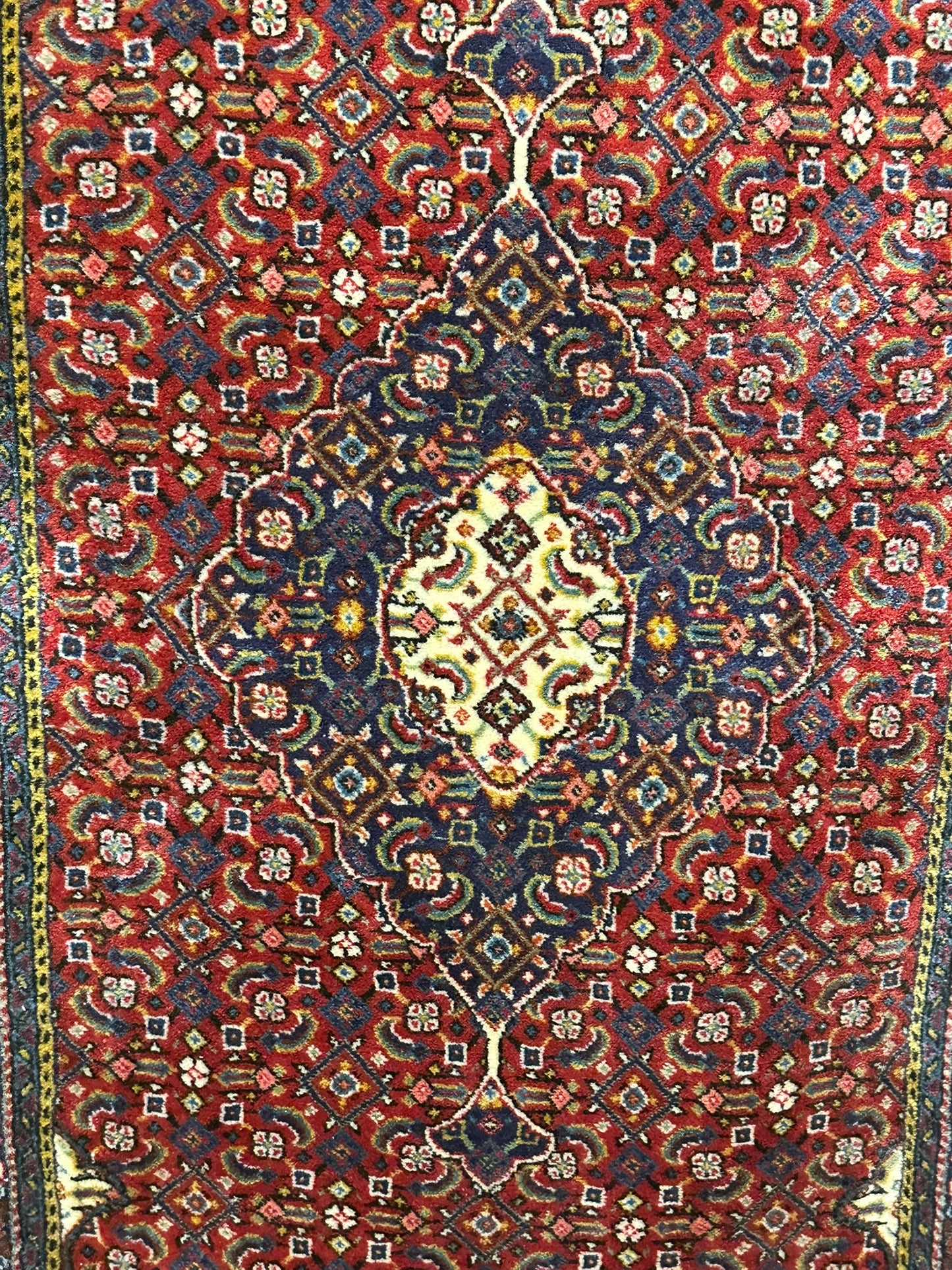 Orientteppich handgeknüpft 133x65 cm Täbriz Mahi