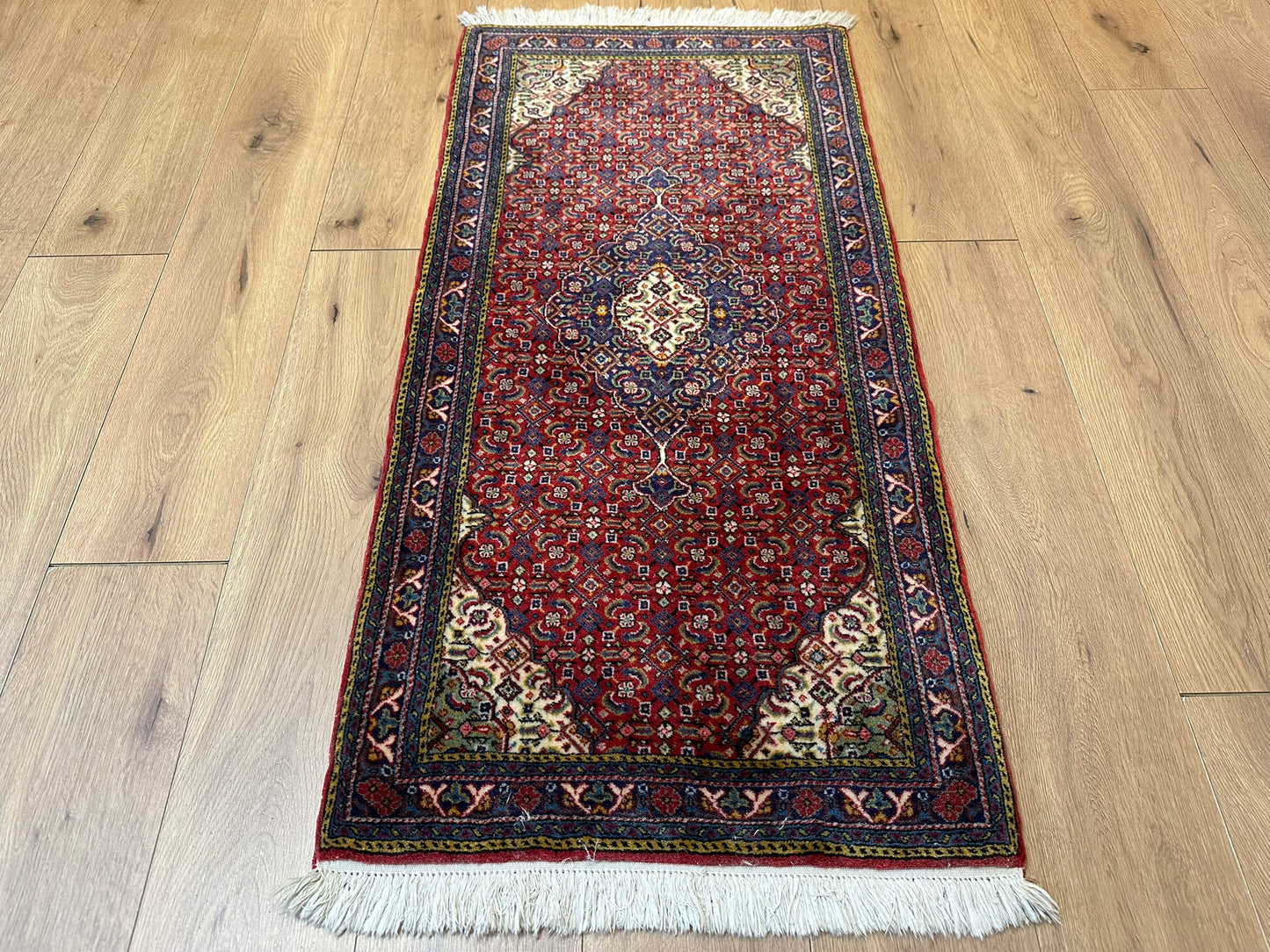 Orientteppich handgeknüpft 133x65 cm Täbriz Mahi