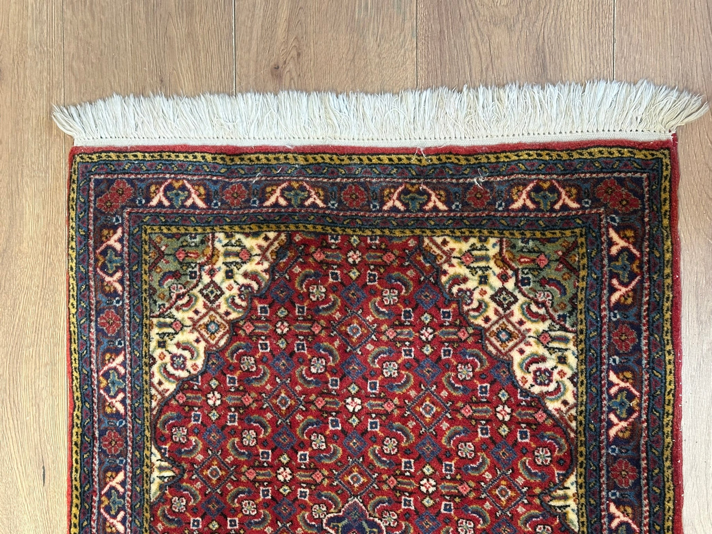 Orientteppich handgeknüpft 133x65 cm Täbriz Mahi