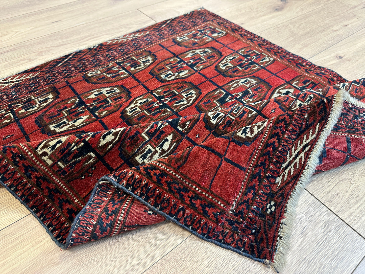 Handgeknüpfter Perser Orientteppich Turkman 109x85 cm
